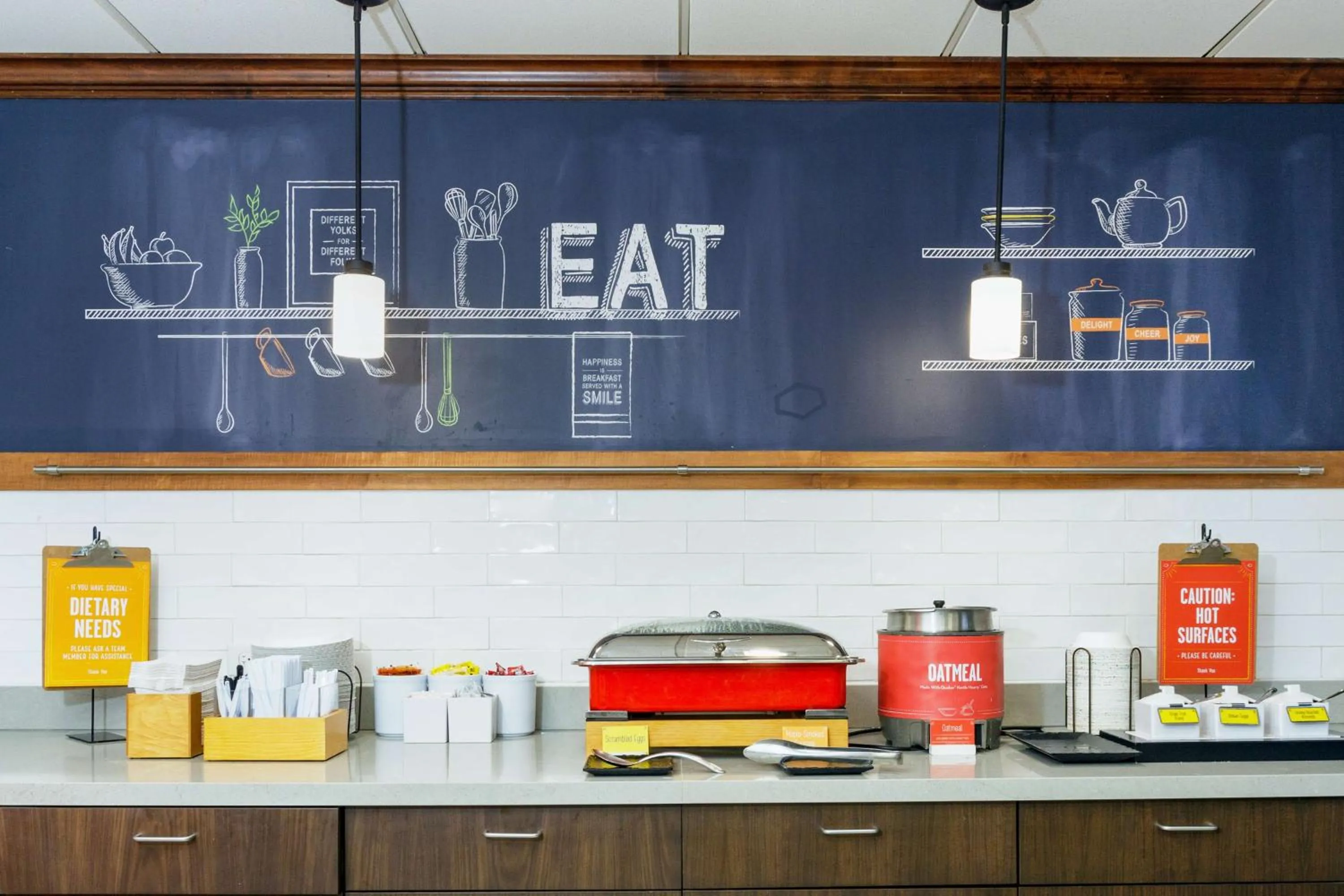 Breakfast in Hampton Inn & Suites Tallahassee I-10-Thomasville Road