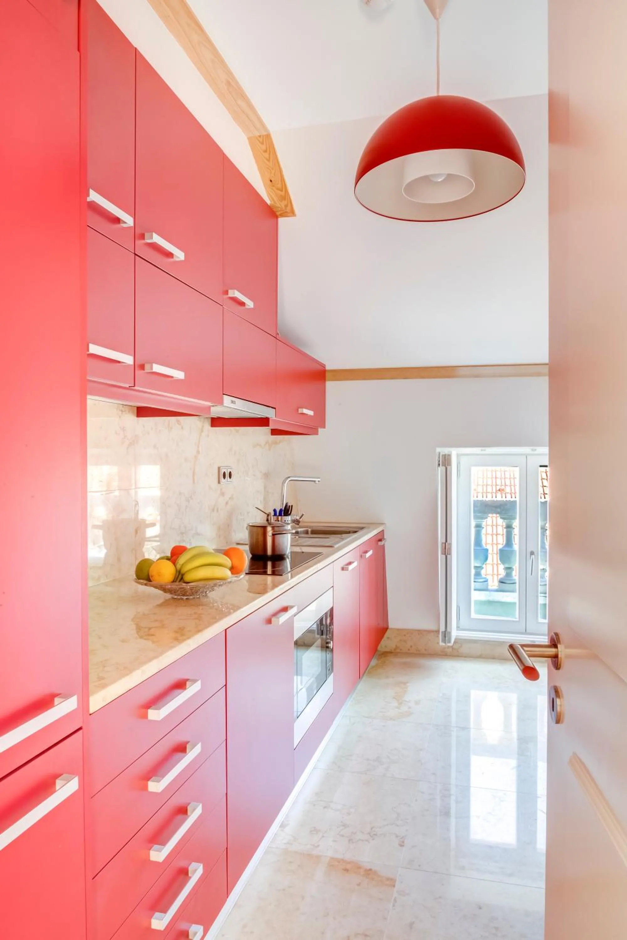 Kitchen or kitchenette in Palácio Camões - Lisbon Serviced Apartments