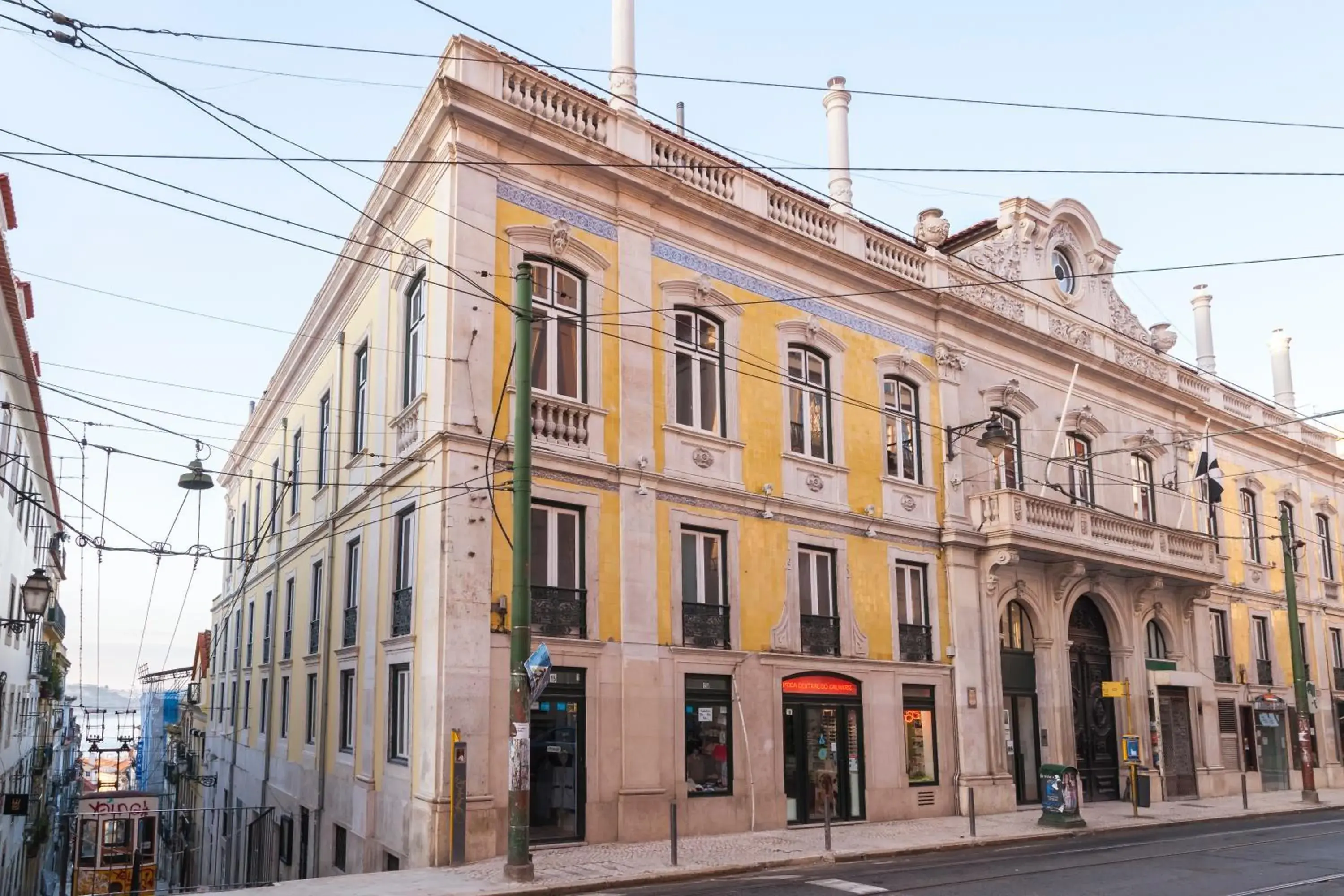 Facade/entrance in Palácio Camões - Lisbon Serviced Apartments Facade/entrance in Palácio Camões - Lisbon Serviced Apartments