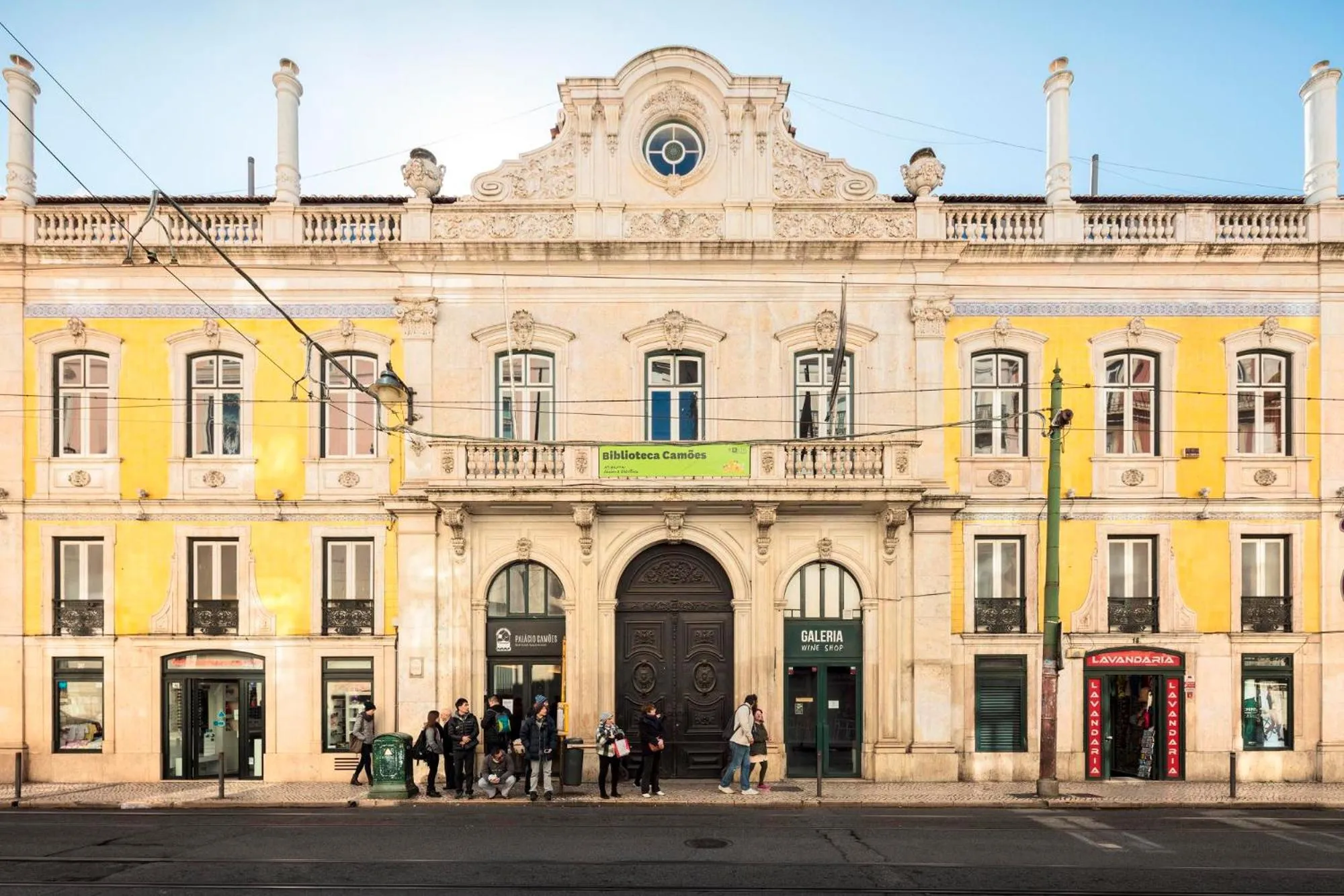 Facade/entrance in Palácio Camões - Lisbon Serviced Apartments
