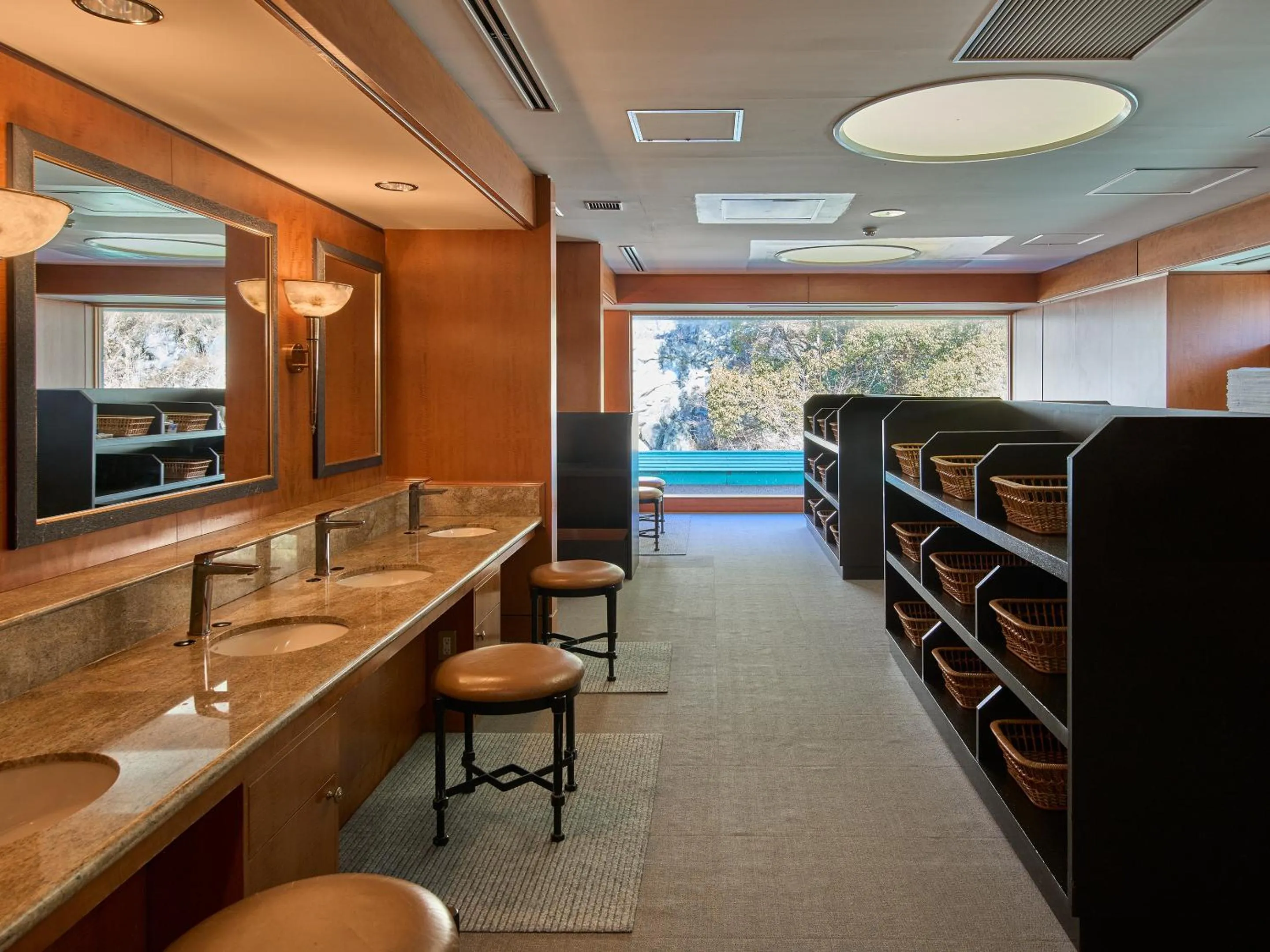 Public Bath in Mission Hills Hotel