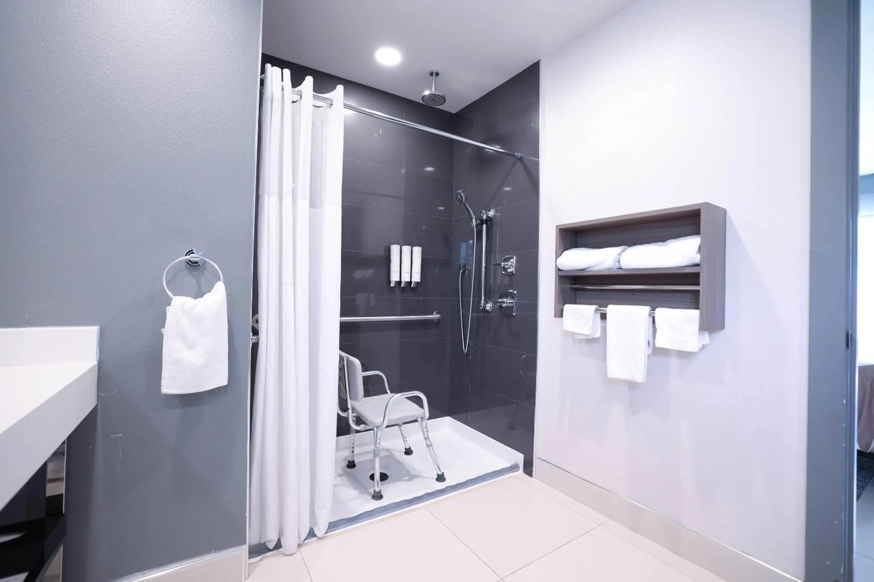 Bedroom in Rodeway Inn San Clemente