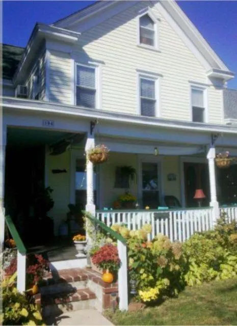 The Stirling House Waterfront Inn Greenport