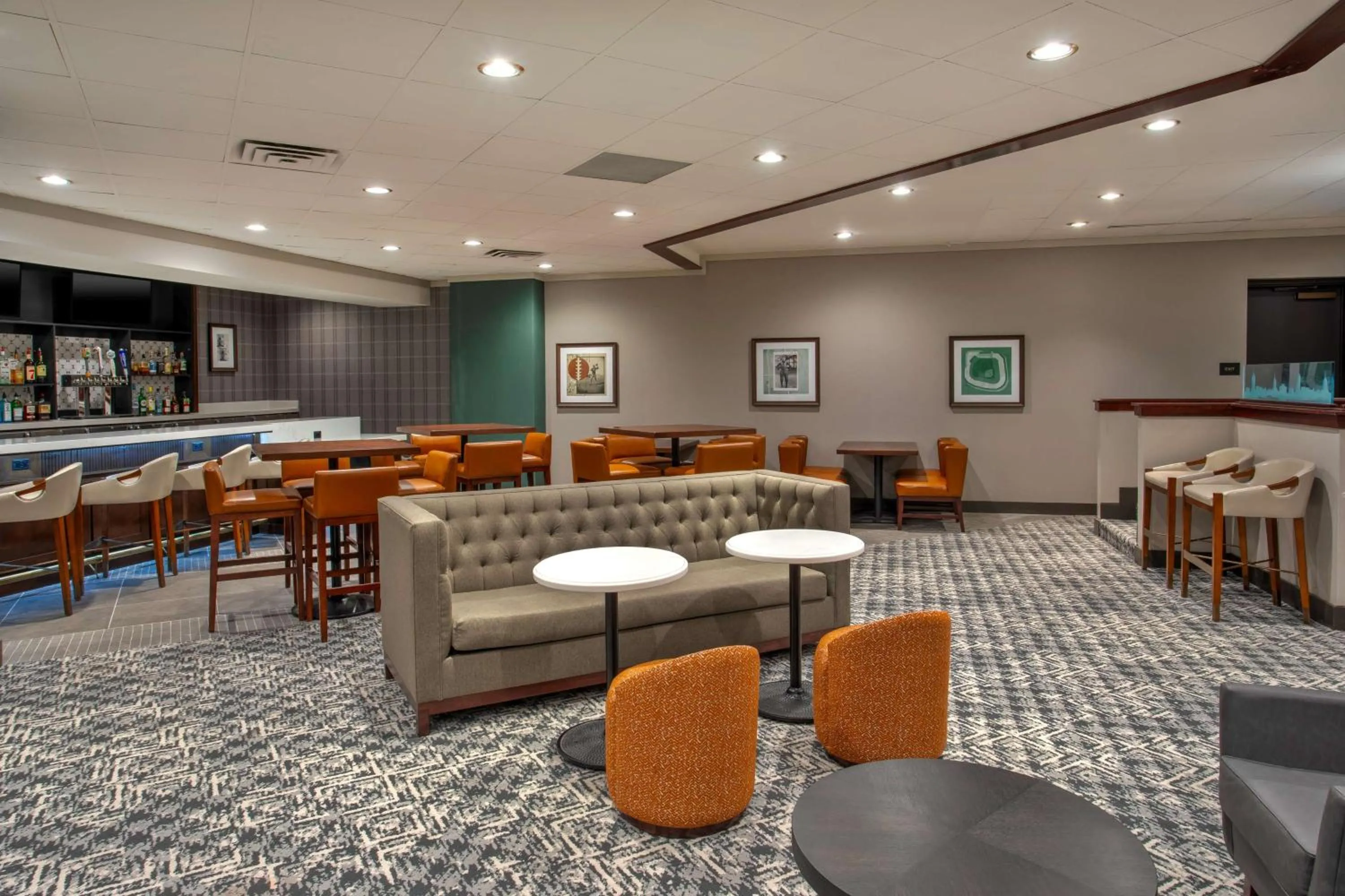 Restaurant/places to eat in DoubleTree by Hilton Lansing