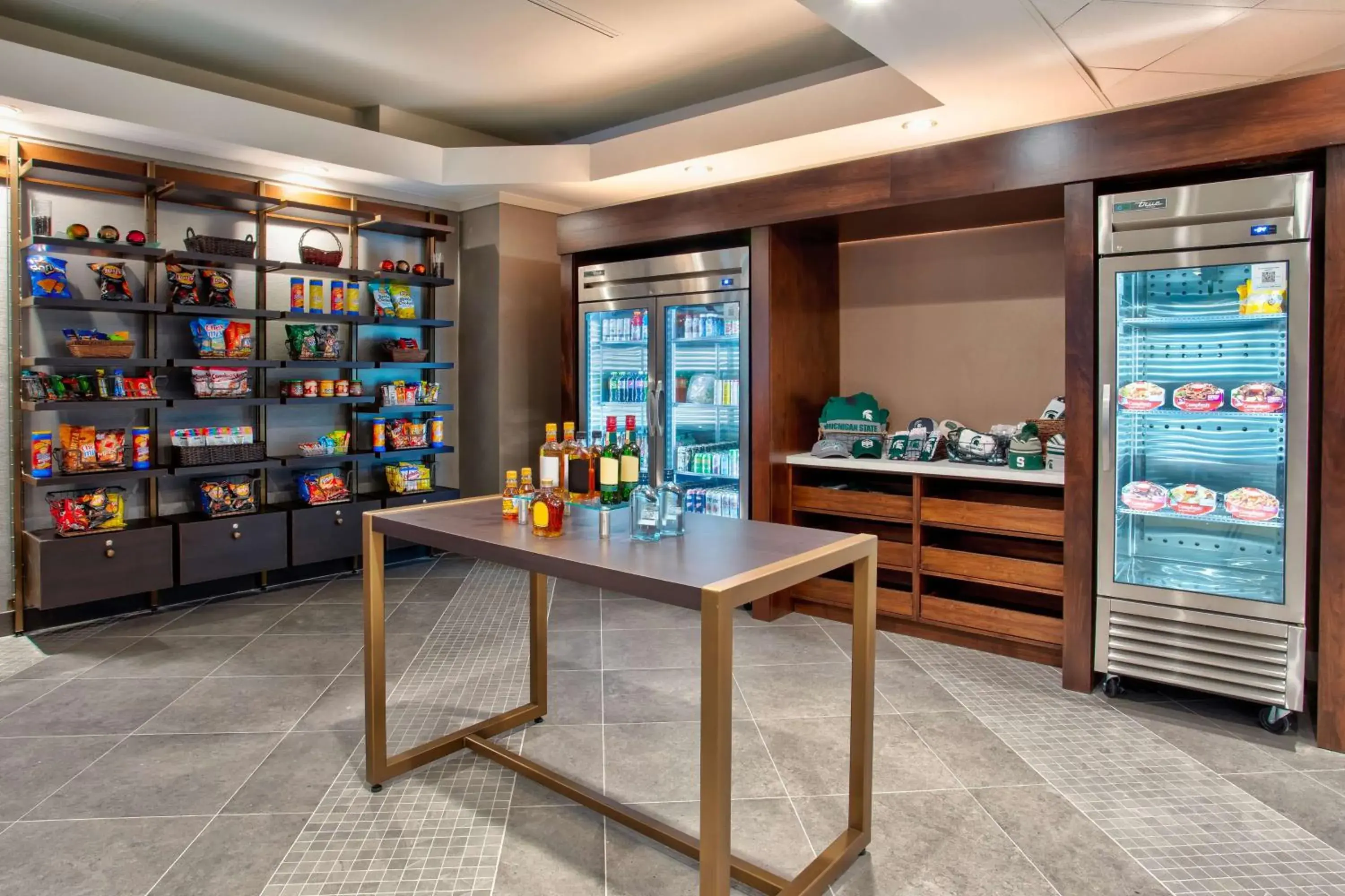 Restaurant/places to eat in DoubleTree by Hilton Lansing Restaurant/places to eat in DoubleTree by Hilton Lansing