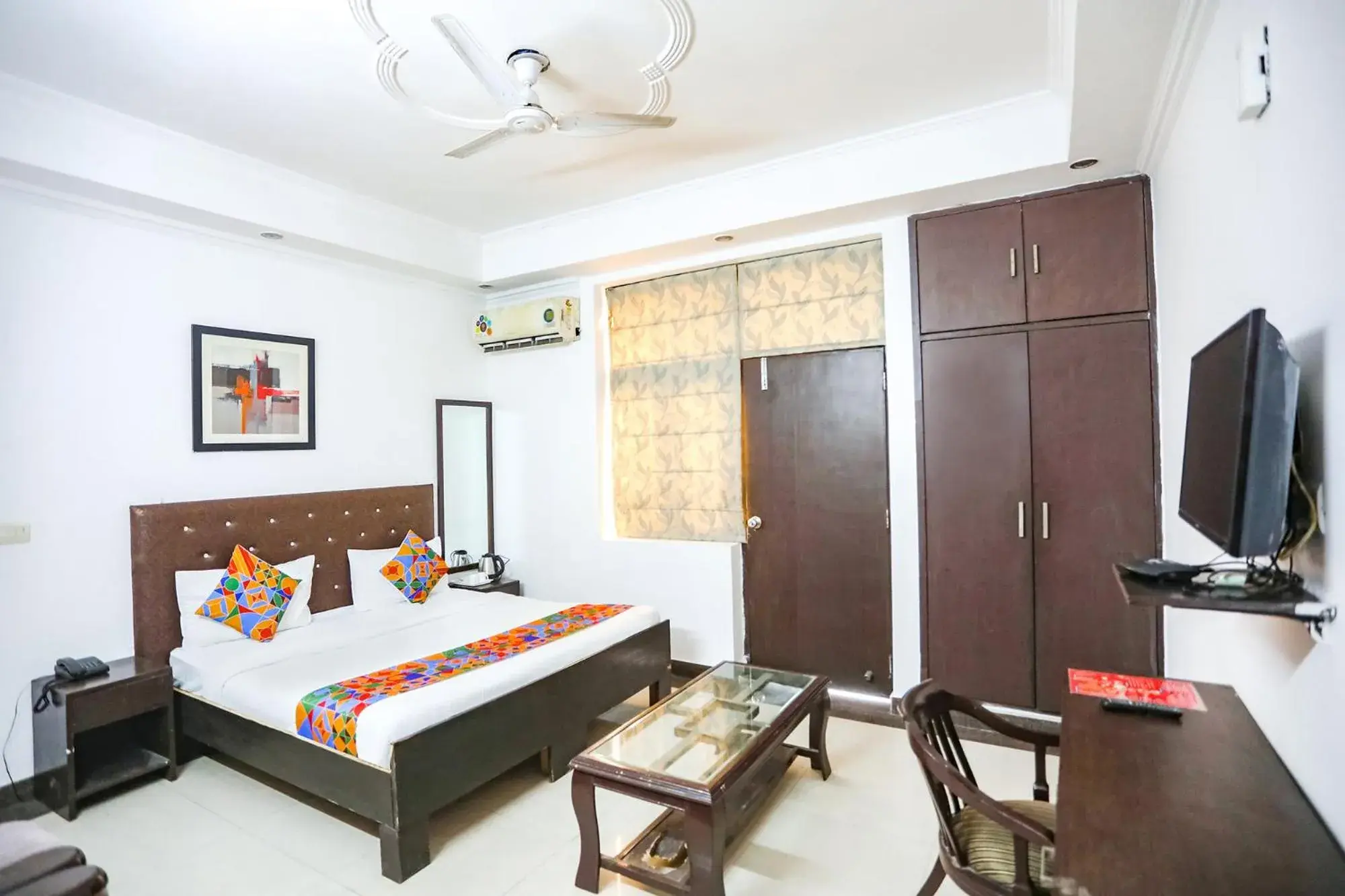 Bed in FabHotel F9 H Block Sector 51 Bed in FabHotel F9 H Block Sector 51