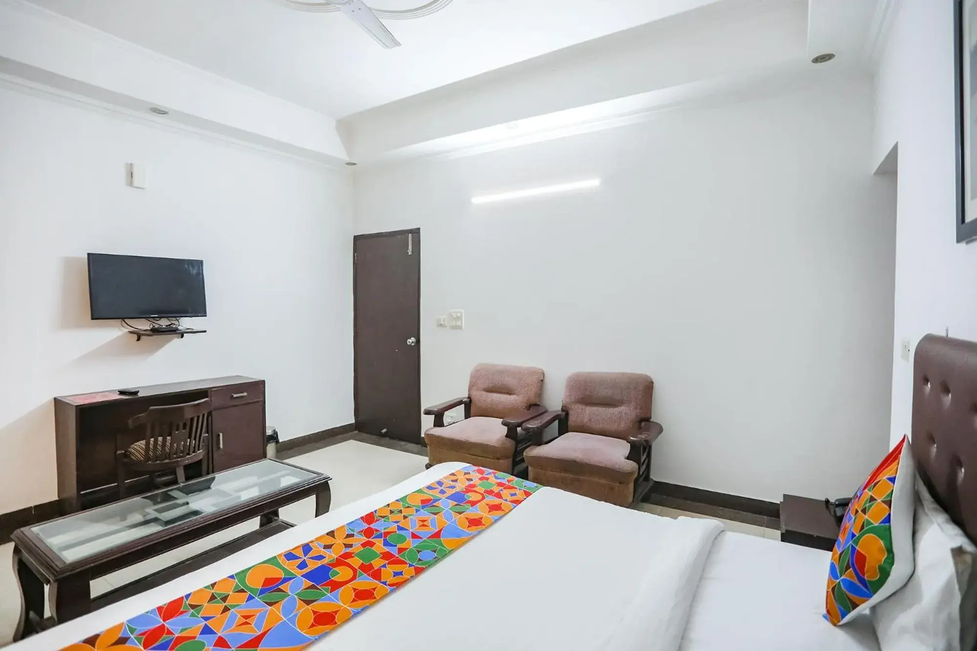 Bed in FabHotel F9 H Block Sector 51 Bed in FabHotel F9 H Block Sector 51