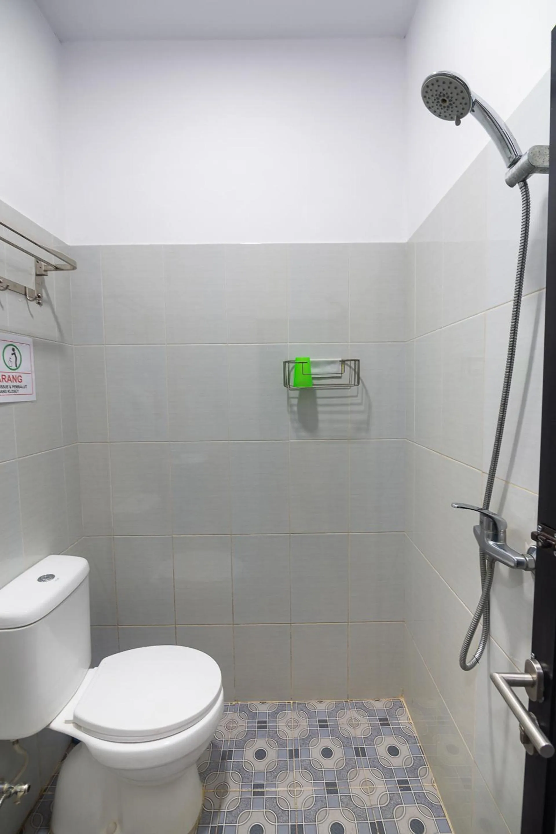 Bathroom in Cattail Guest House Pontianak