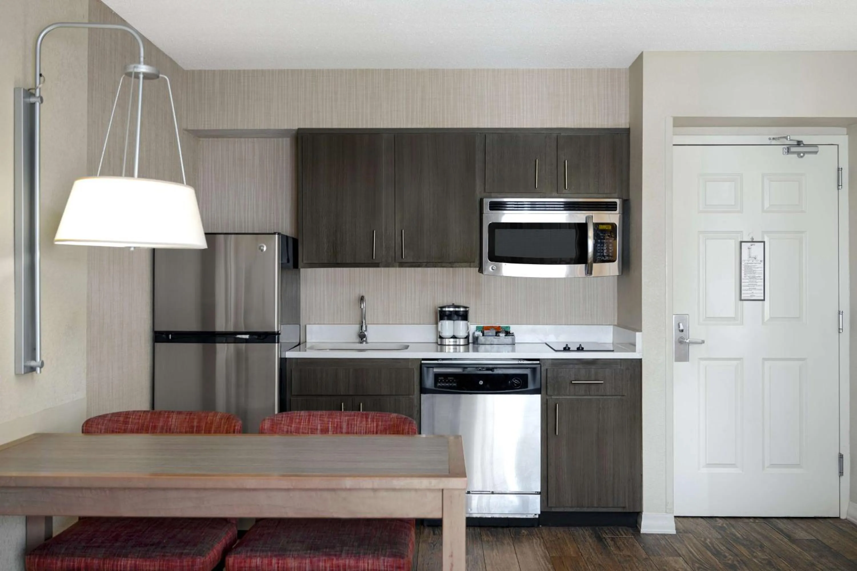 Kitchen or kitchenette in Homewood Suites by Hilton Tallahassee