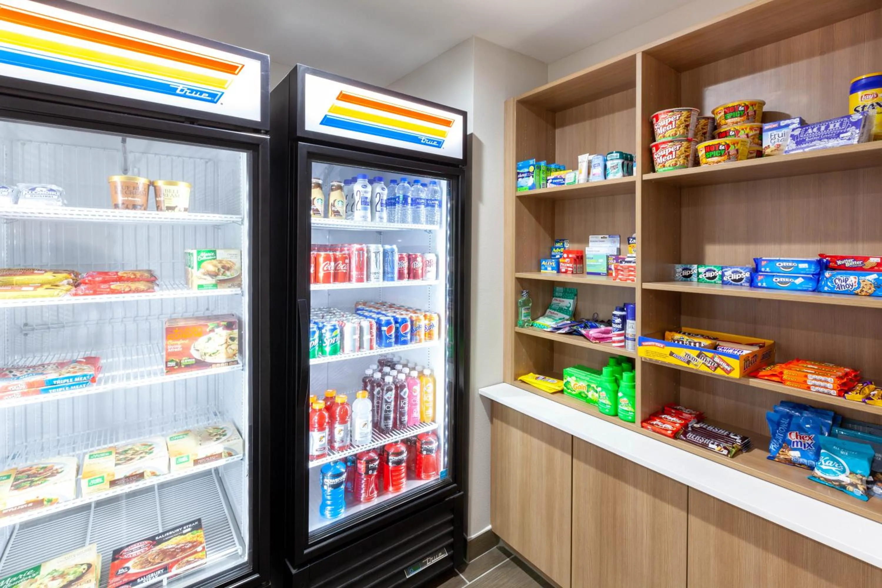 On-site shops in Microtel Inn & Suites by Wyndham College Station