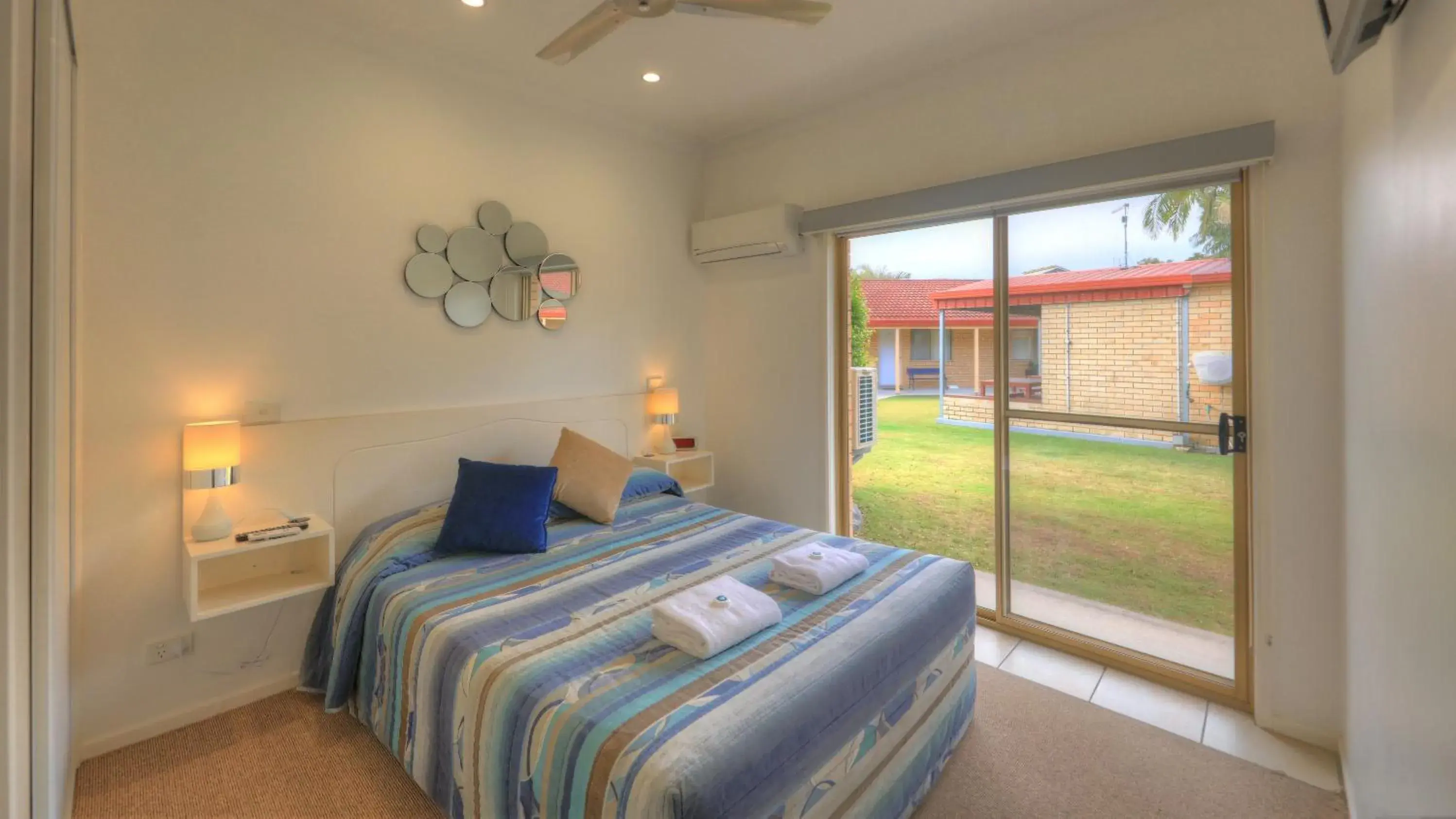 Deluxe Family Room in Yamba Motor Inn Deluxe Family Room in Yamba Motor Inn