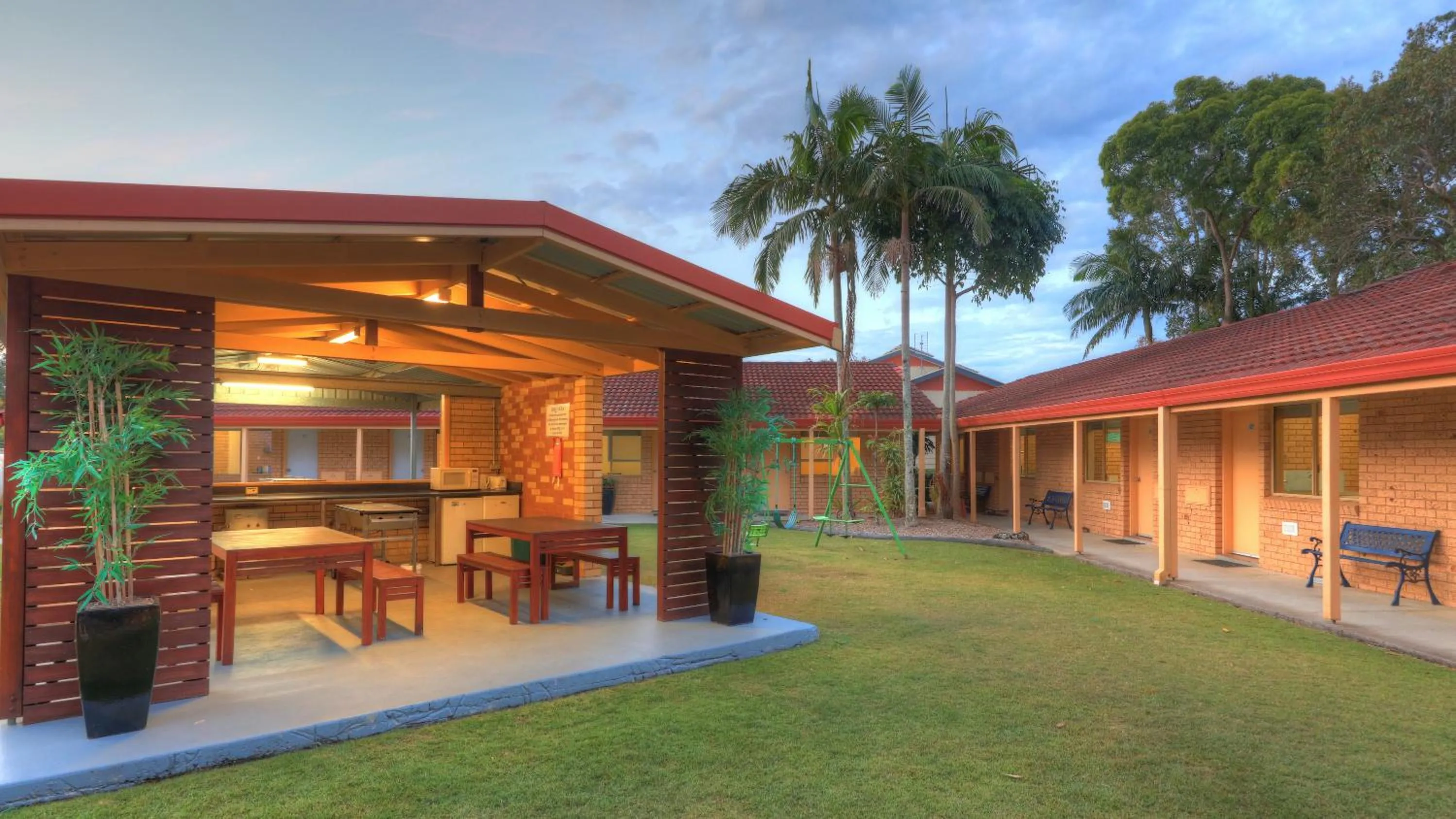 BBQ facilities in Yamba Motor Inn