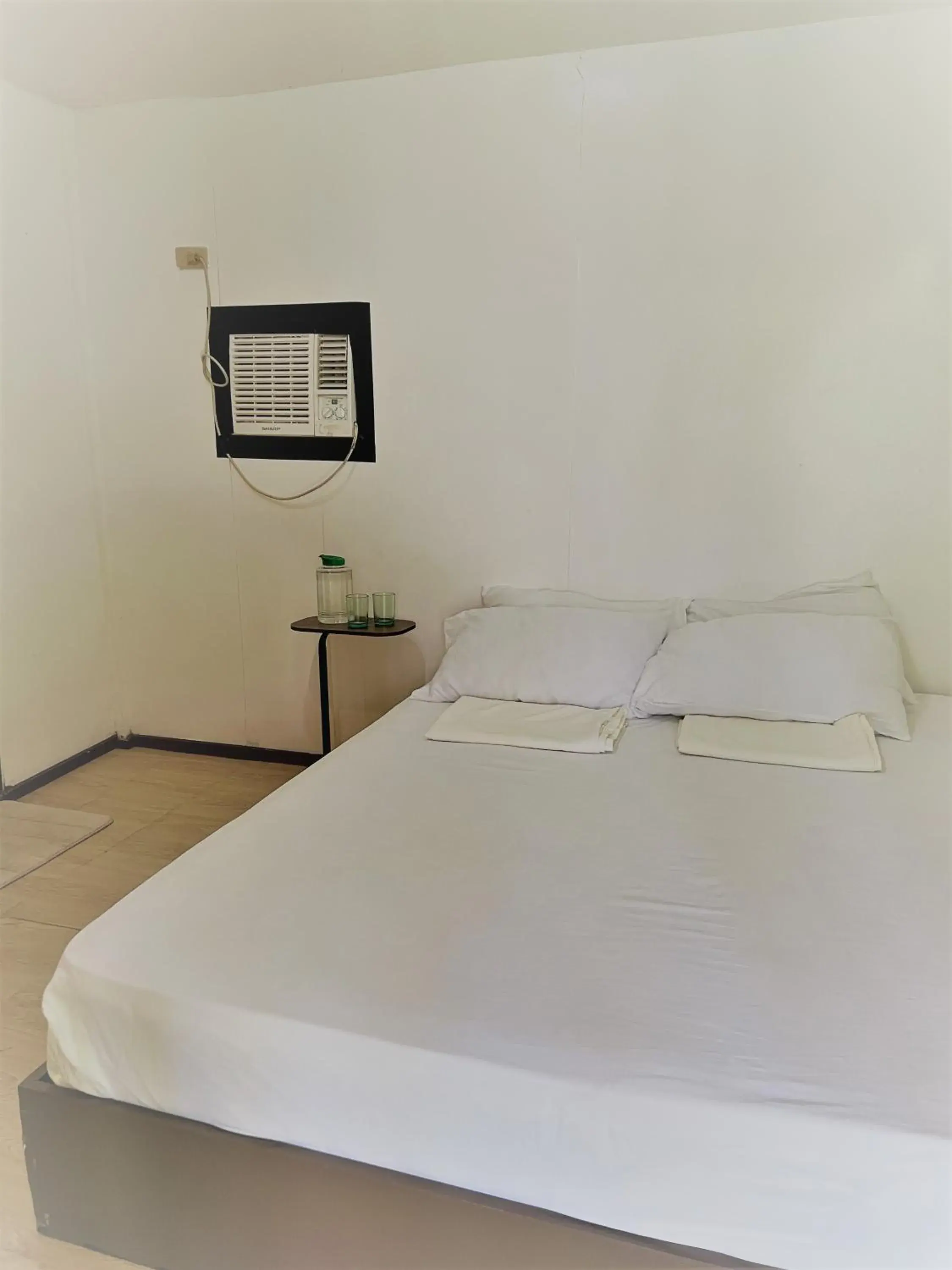 Bed in Siargao Tropic Hostel Bed in Siargao Tropic Hostel