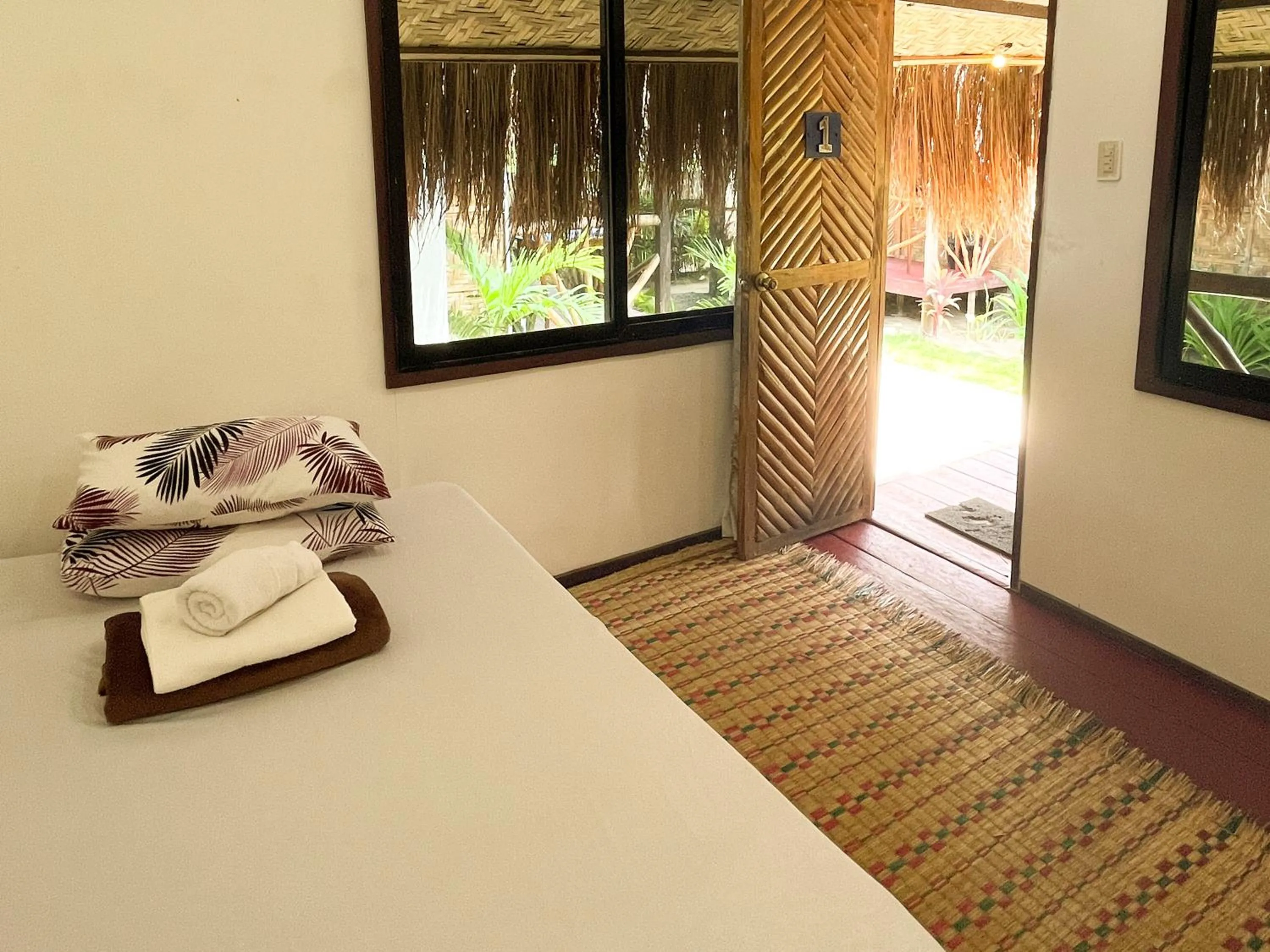 Bed in Siargao Tropic Hostel