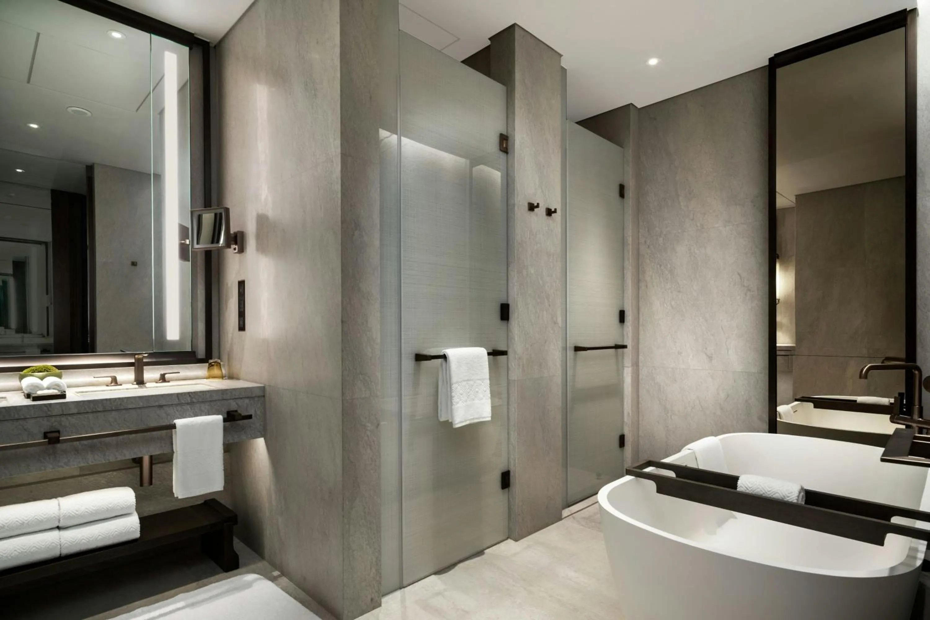 Bathroom in The St. Regis Hong Kong
