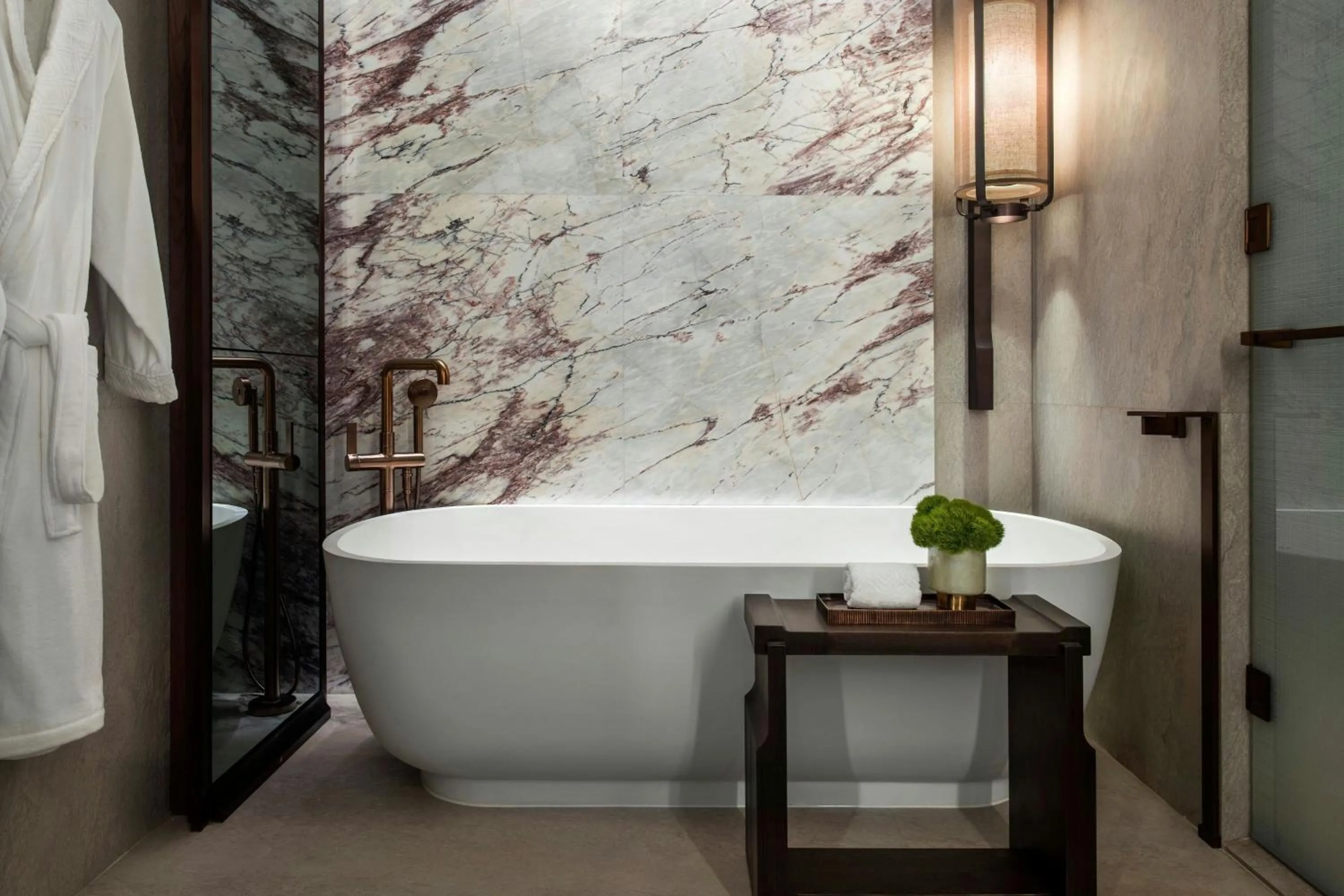 Bathroom in The St. Regis Hong Kong