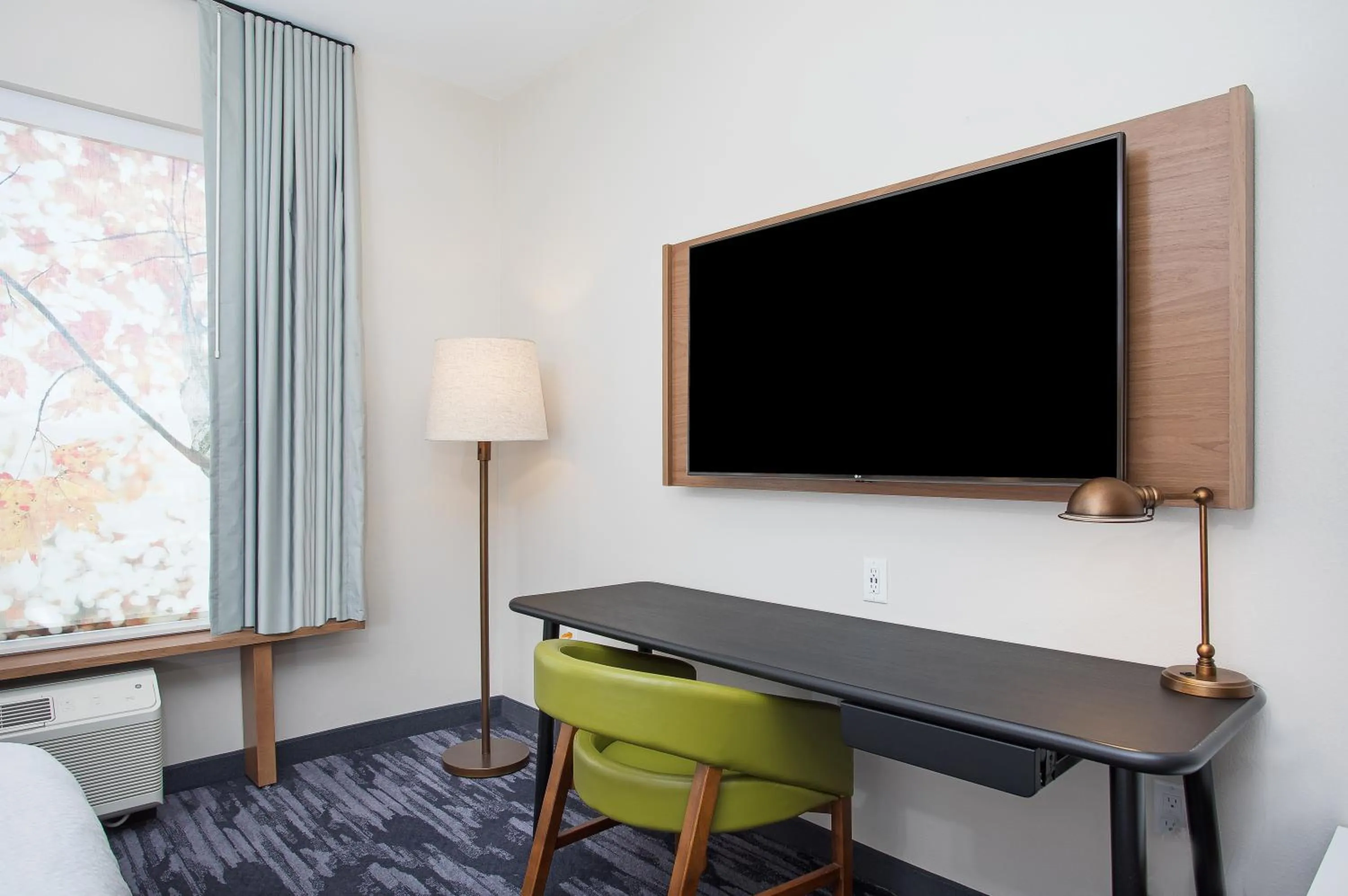 Property building in Fairfield Inn & Suites by Marriott Pigeon Forge