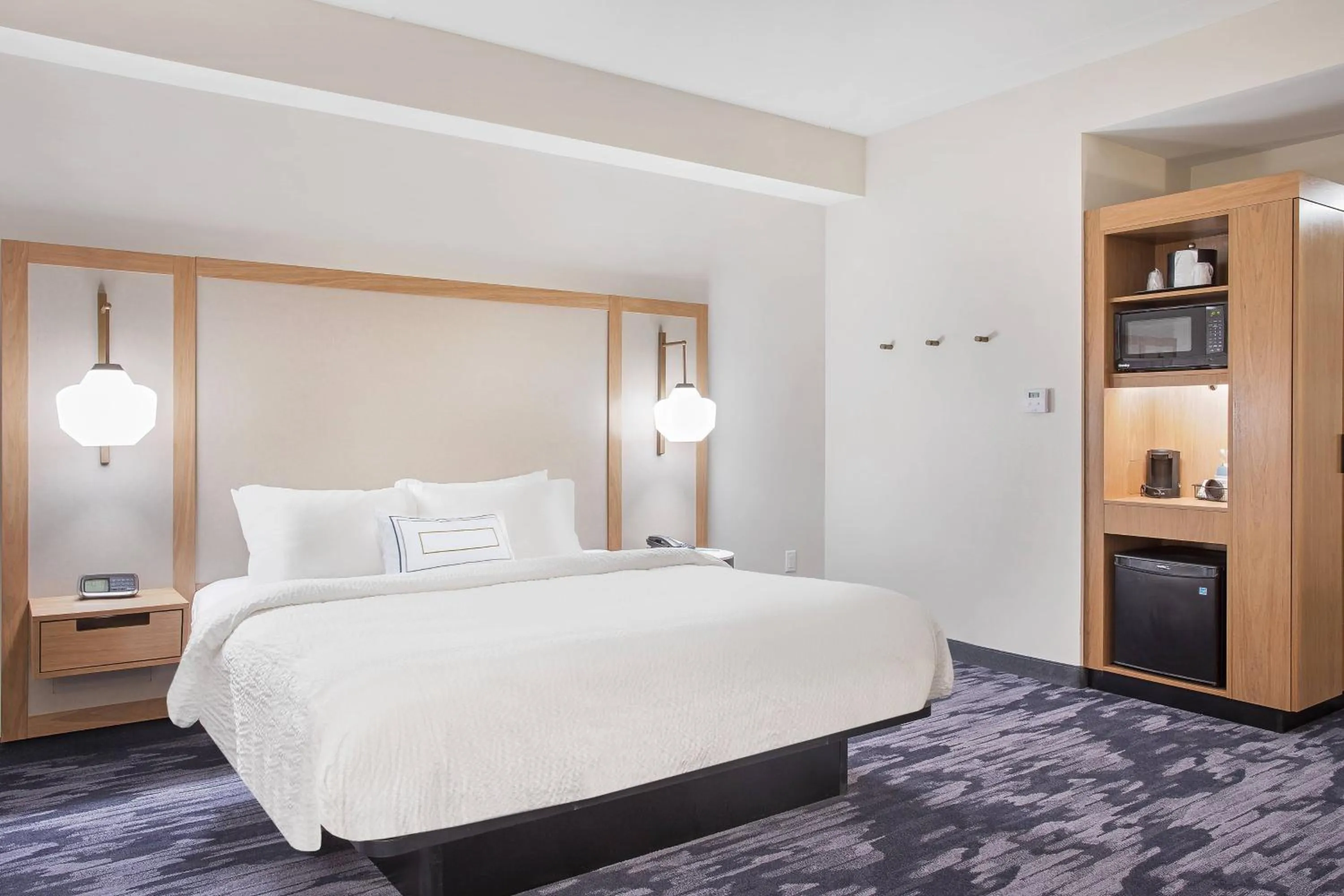 Photo of the whole room, Bed in Fairfield Inn & Suites by Marriott Pigeon Forge