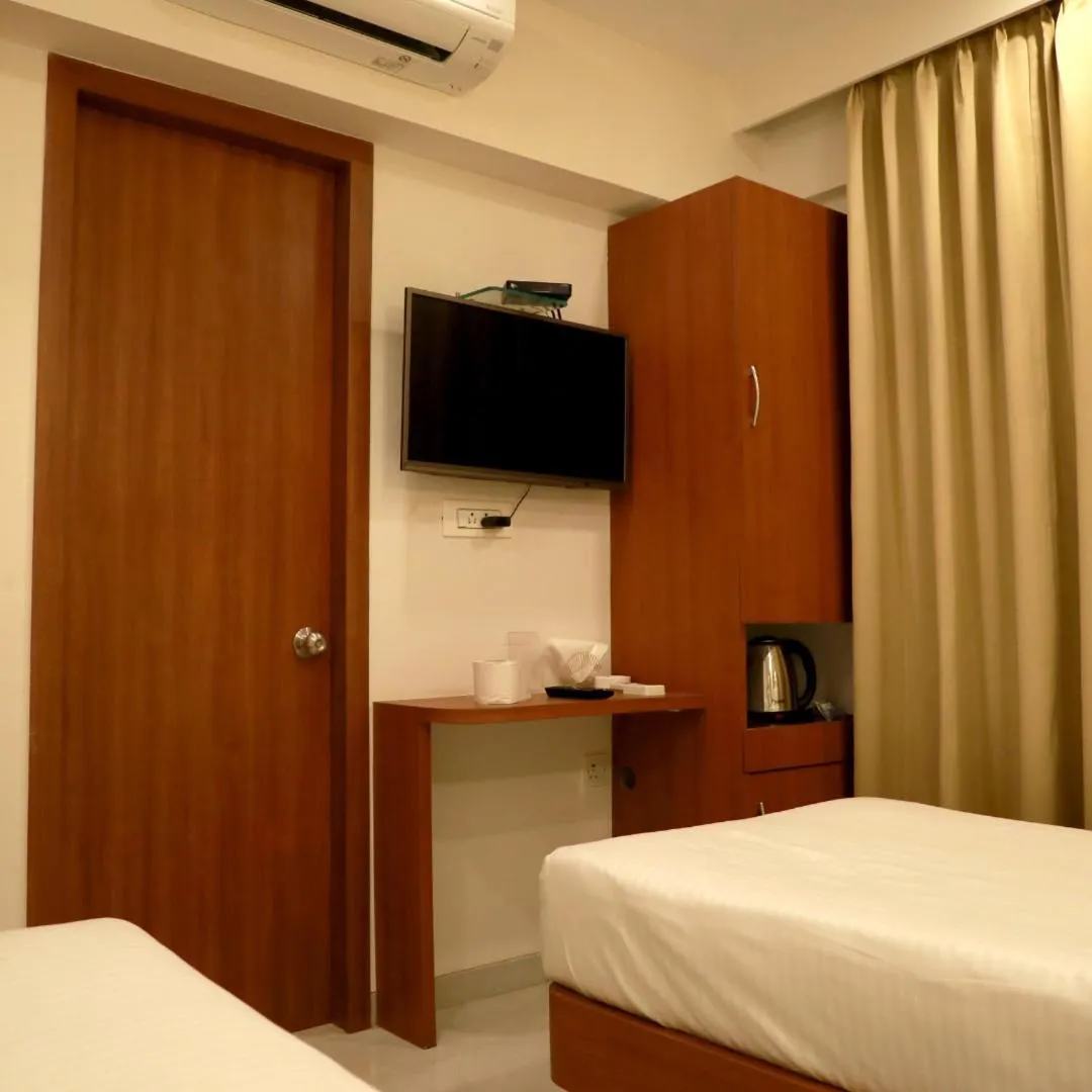 Bed in Hotel Lords, Fort