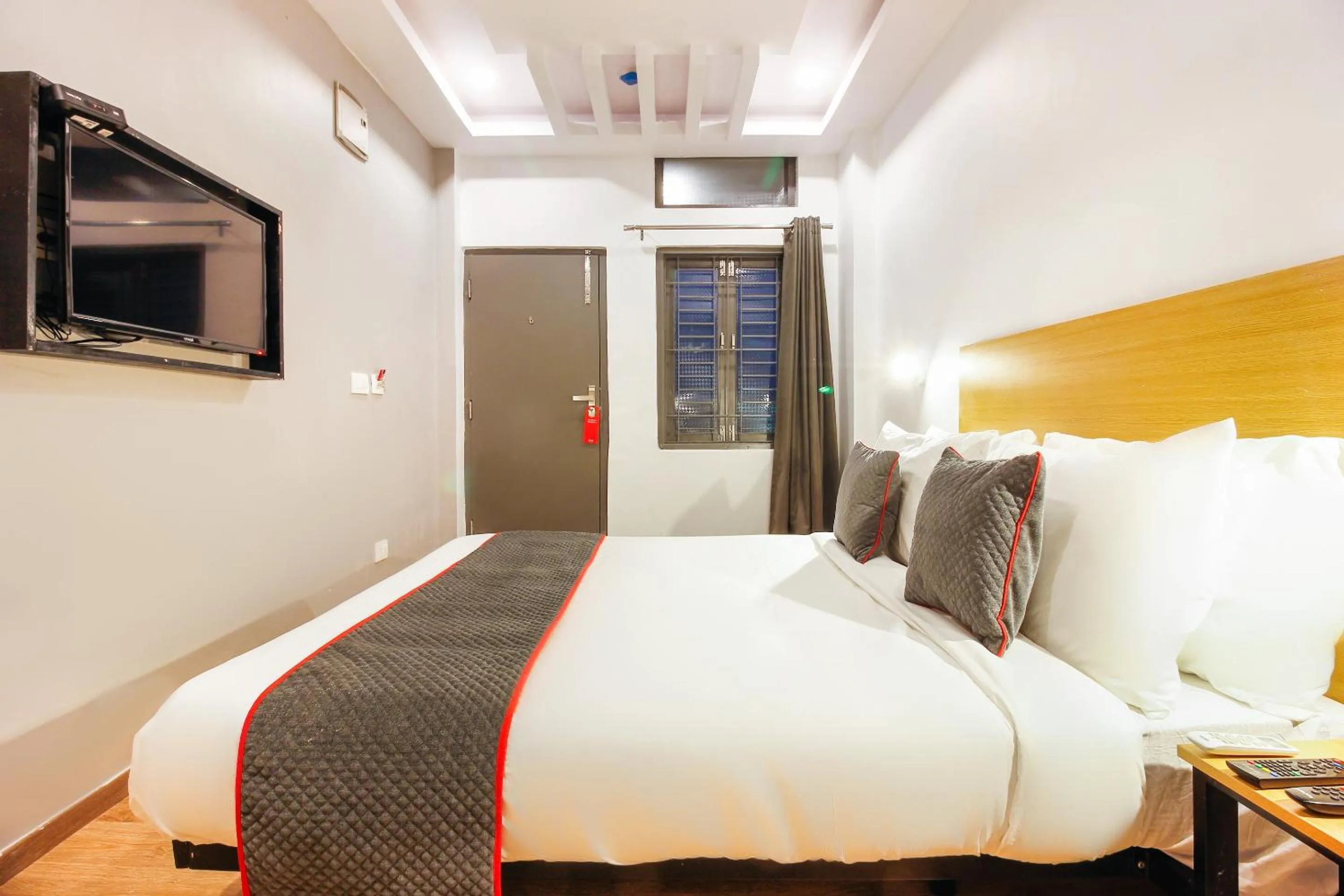 Bedroom, Bed in Super Townhouse RCC Sunrise