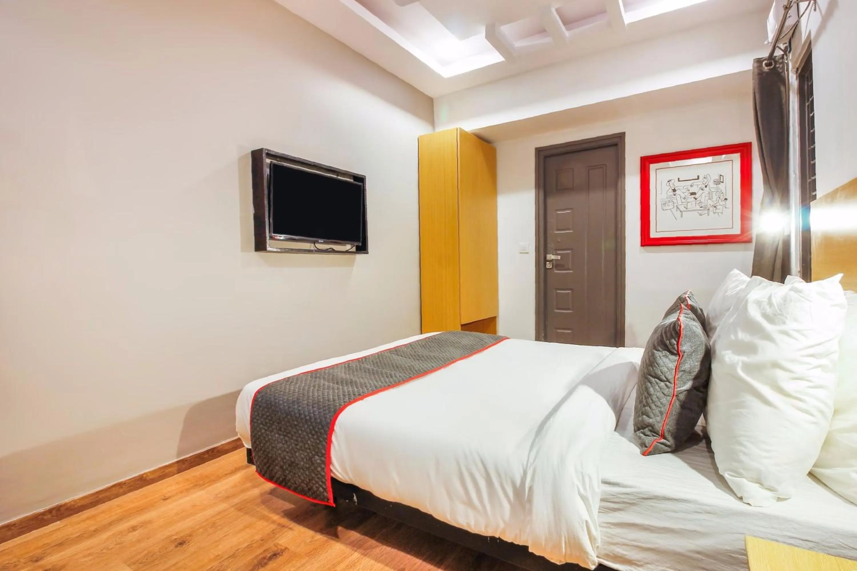 Bedroom, Bed in Super Townhouse RCC Sunrise