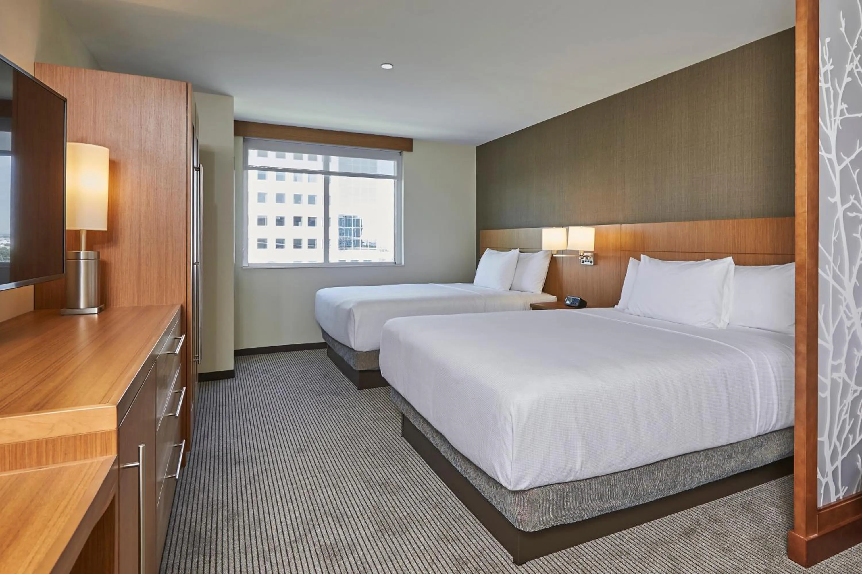 Bed in Hyatt Place Toronto Mississauga and Luxe Convention Centre