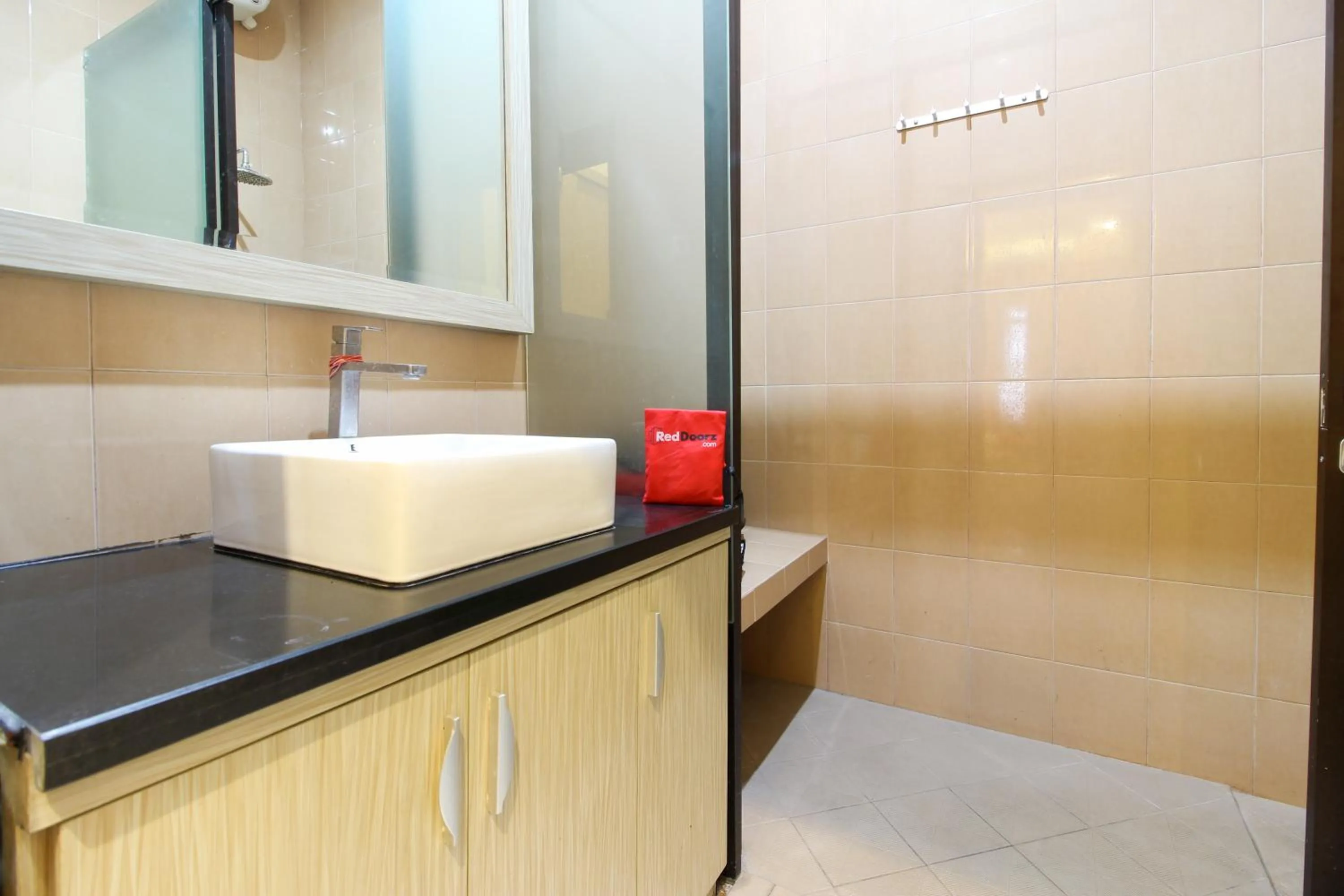 Bathroom in RedDoorz near Candi Ratu Boko