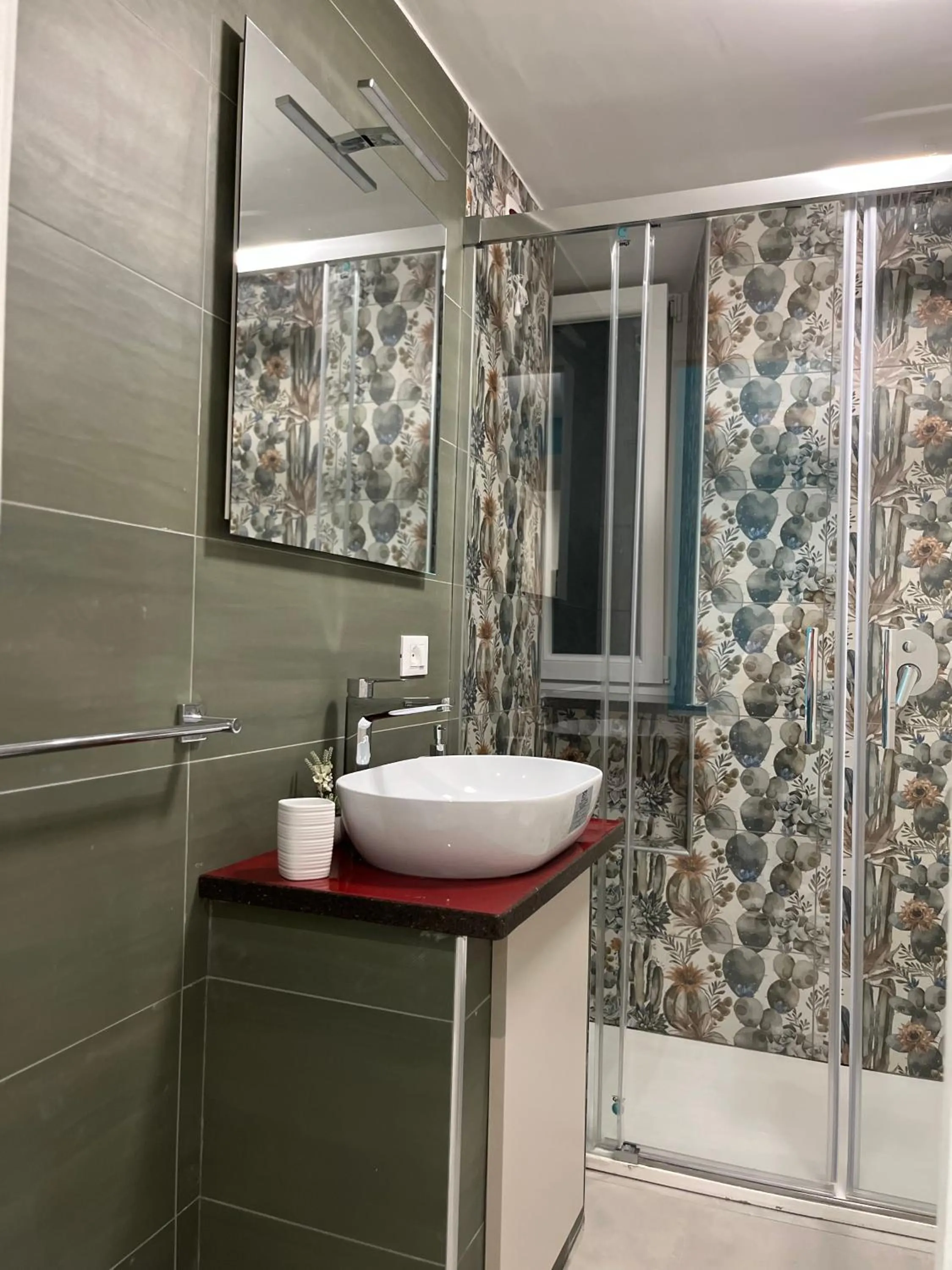 Shower in B&B Villa Filù