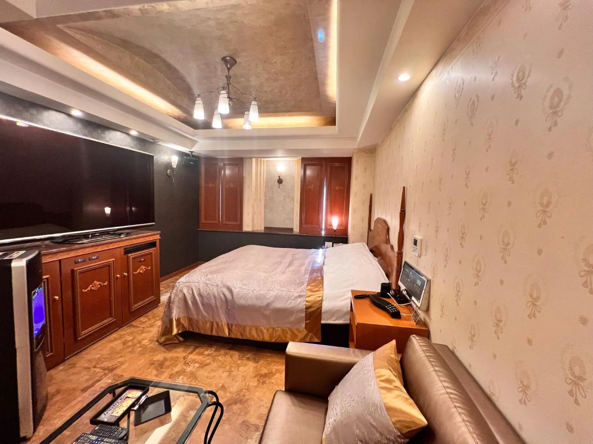 Bed in Hotel Crystal Gate Nagoya - Couple Hotel