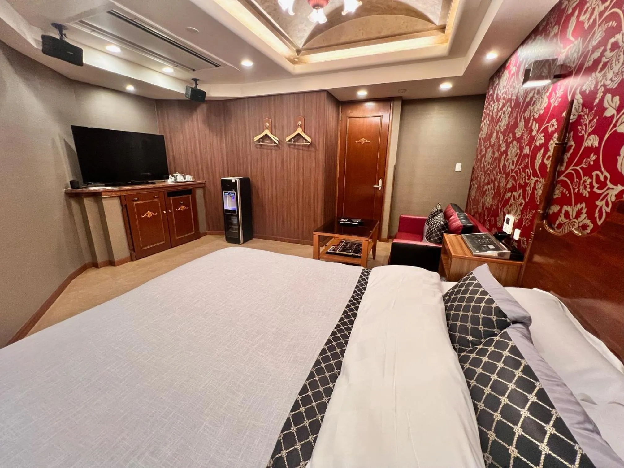 Bed in Hotel Crystal Gate Nagoya - Couple Hotel