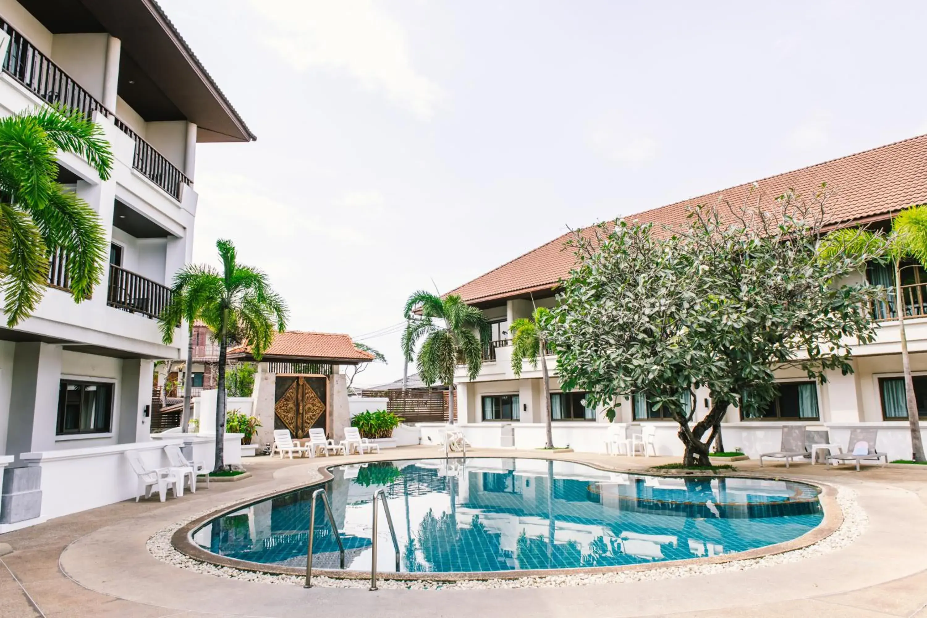 Swimming pool in President Hotel Udonthani Swimming pool in President Hotel Udonthani
