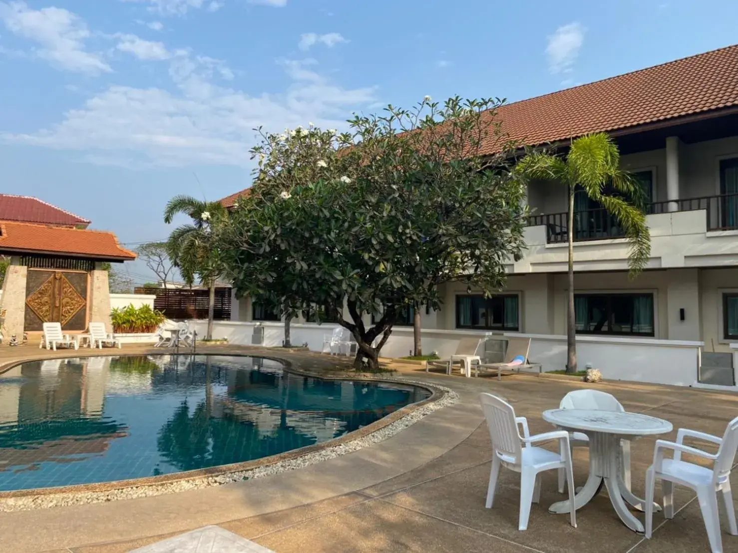 Pool view in President Hotel Udonthani Pool view in President Hotel Udonthani