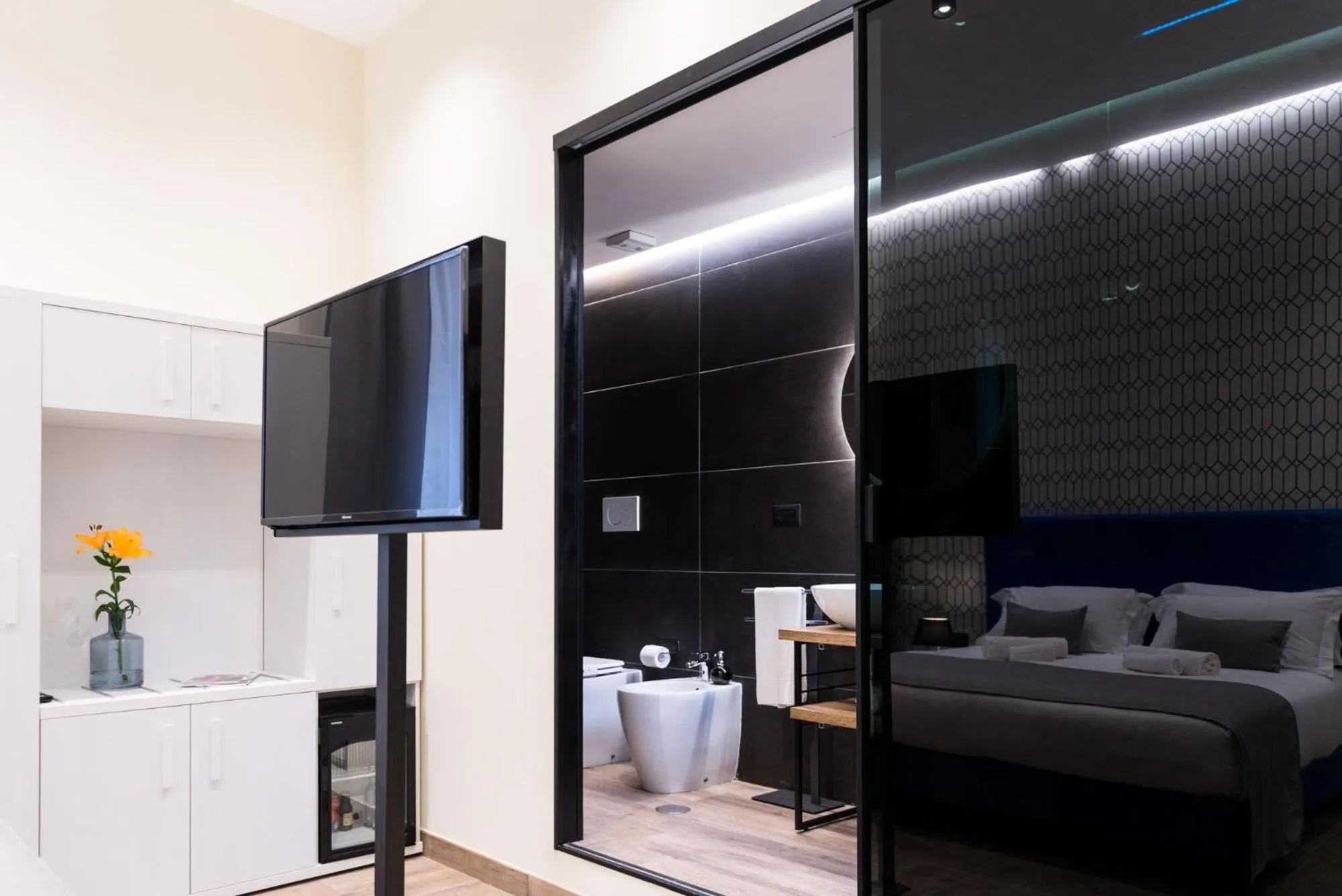 Bed in St. Peter Manor