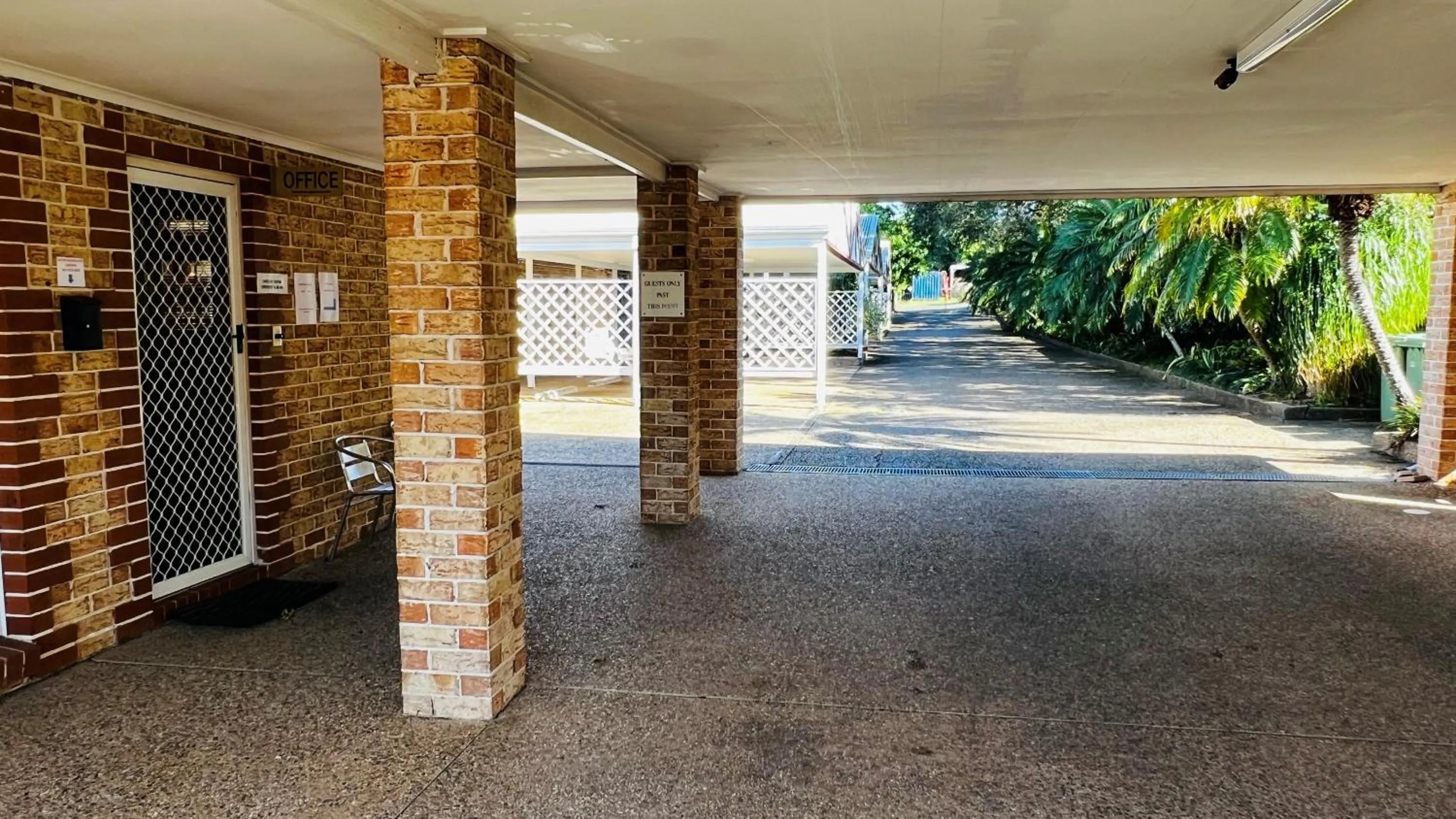 Day in Beenleigh Village Motel