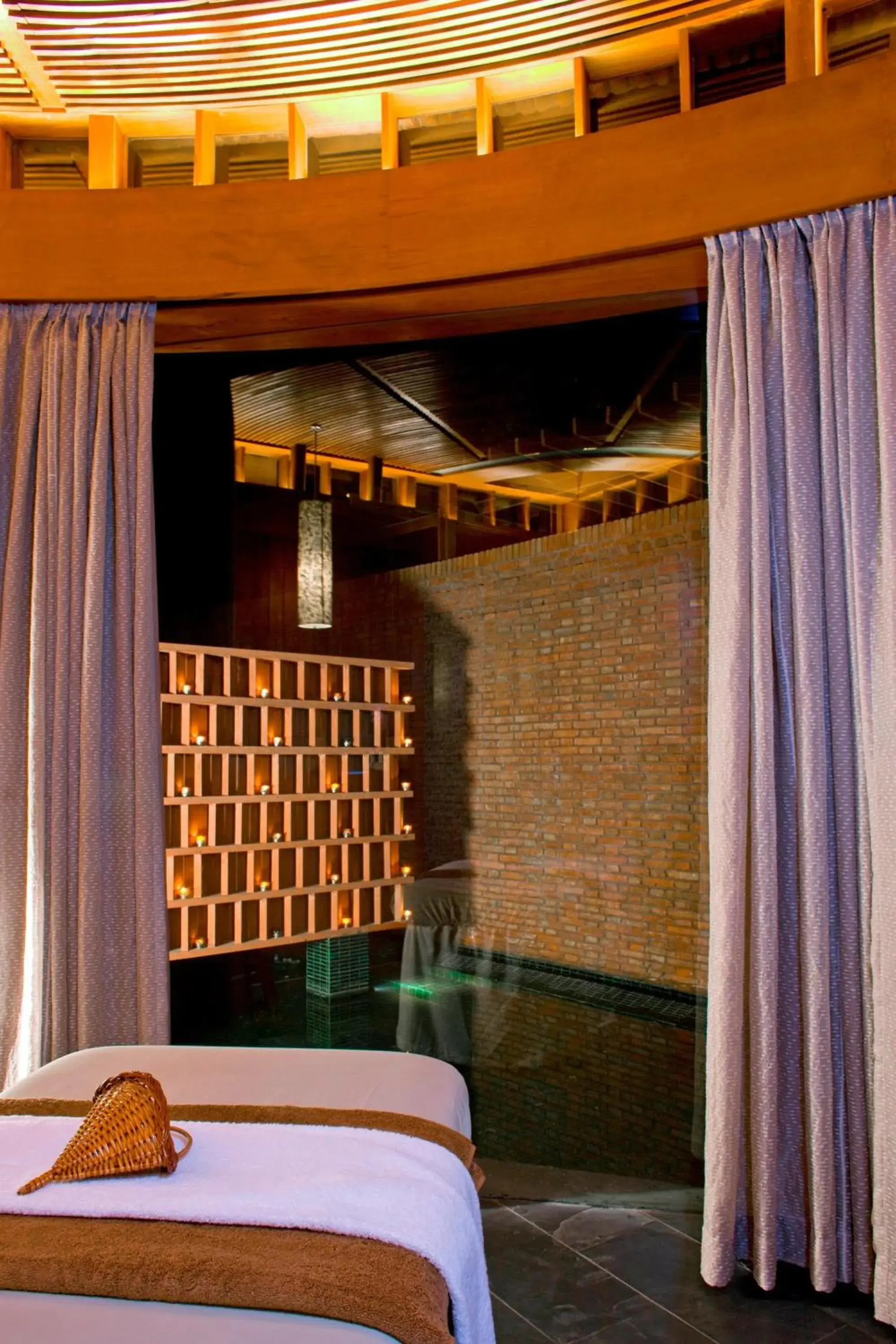 Spa and wellness centre/facilities in The Westin Sohna Resort & Spa