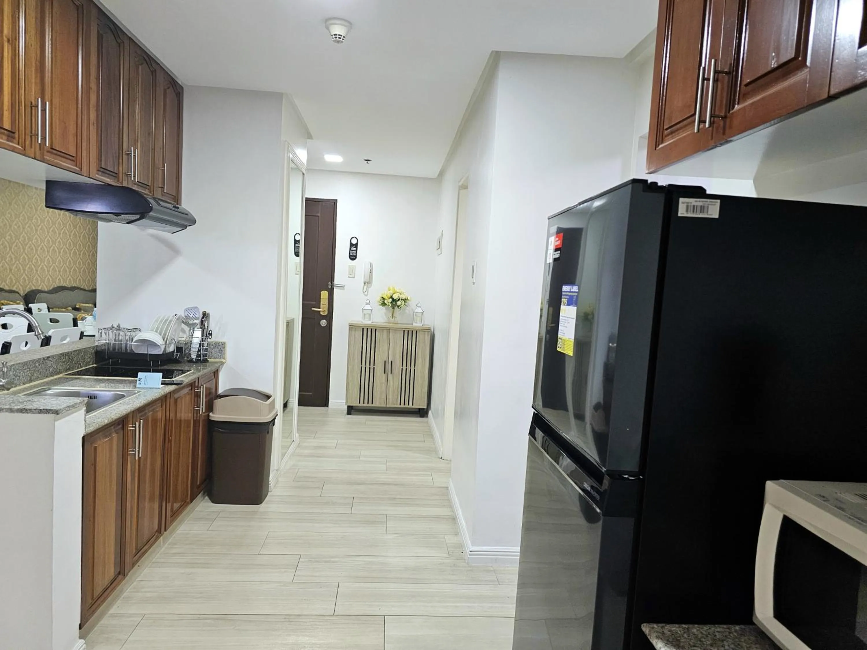 Kitchen or kitchenette in JMM Grand Suites