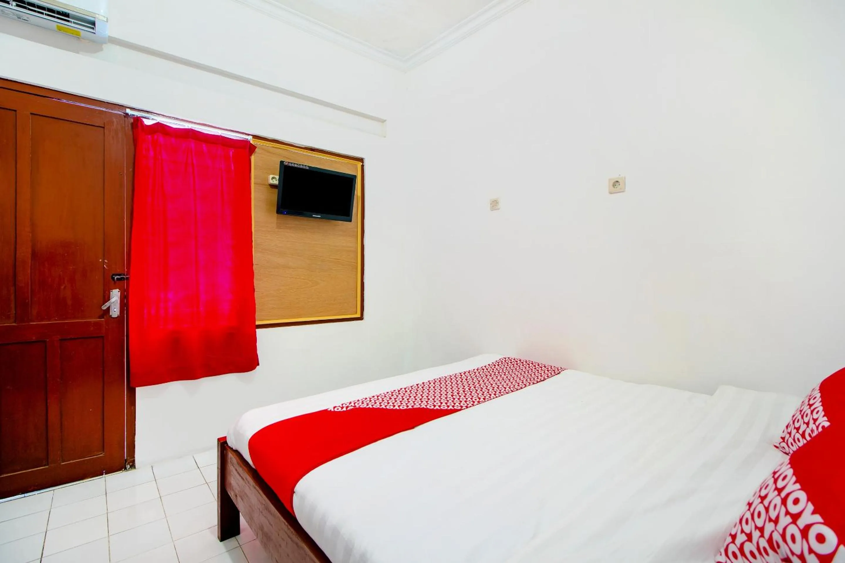 Bedroom in Super OYO 1788 House 24