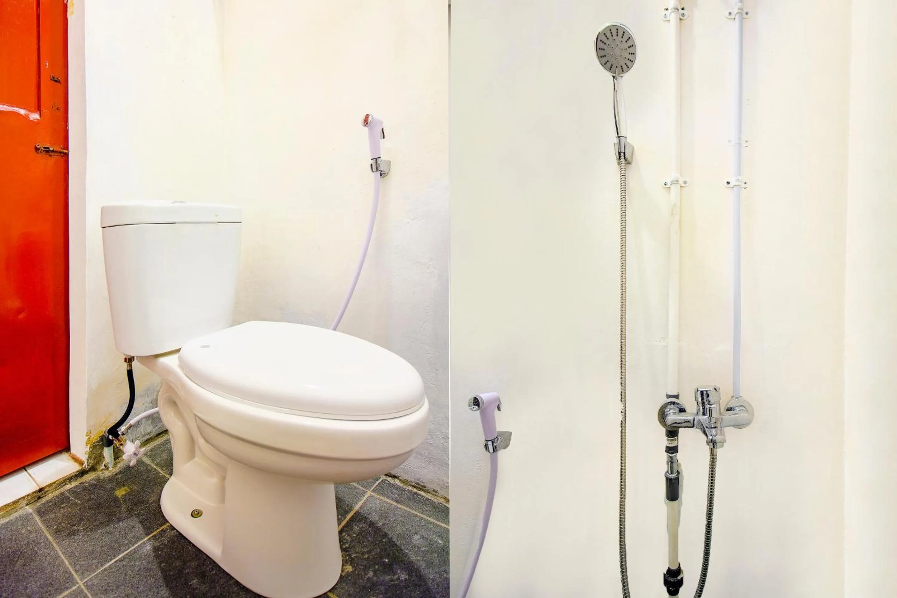 Bathroom in Super OYO 1788 House 24