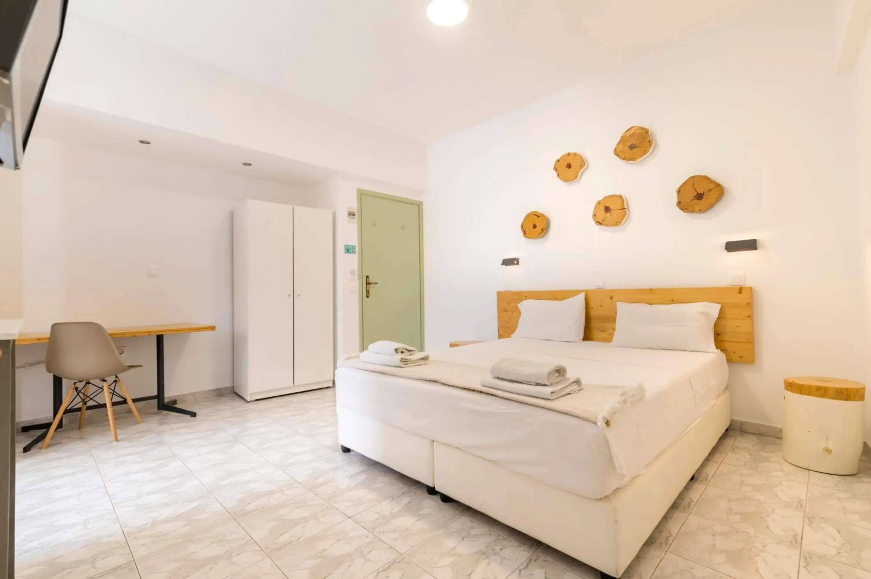 Budget Double / Twin Studio in Lefka Hotel & Apartments Budget Double / Twin Studio in Lefka Hotel & Apartments