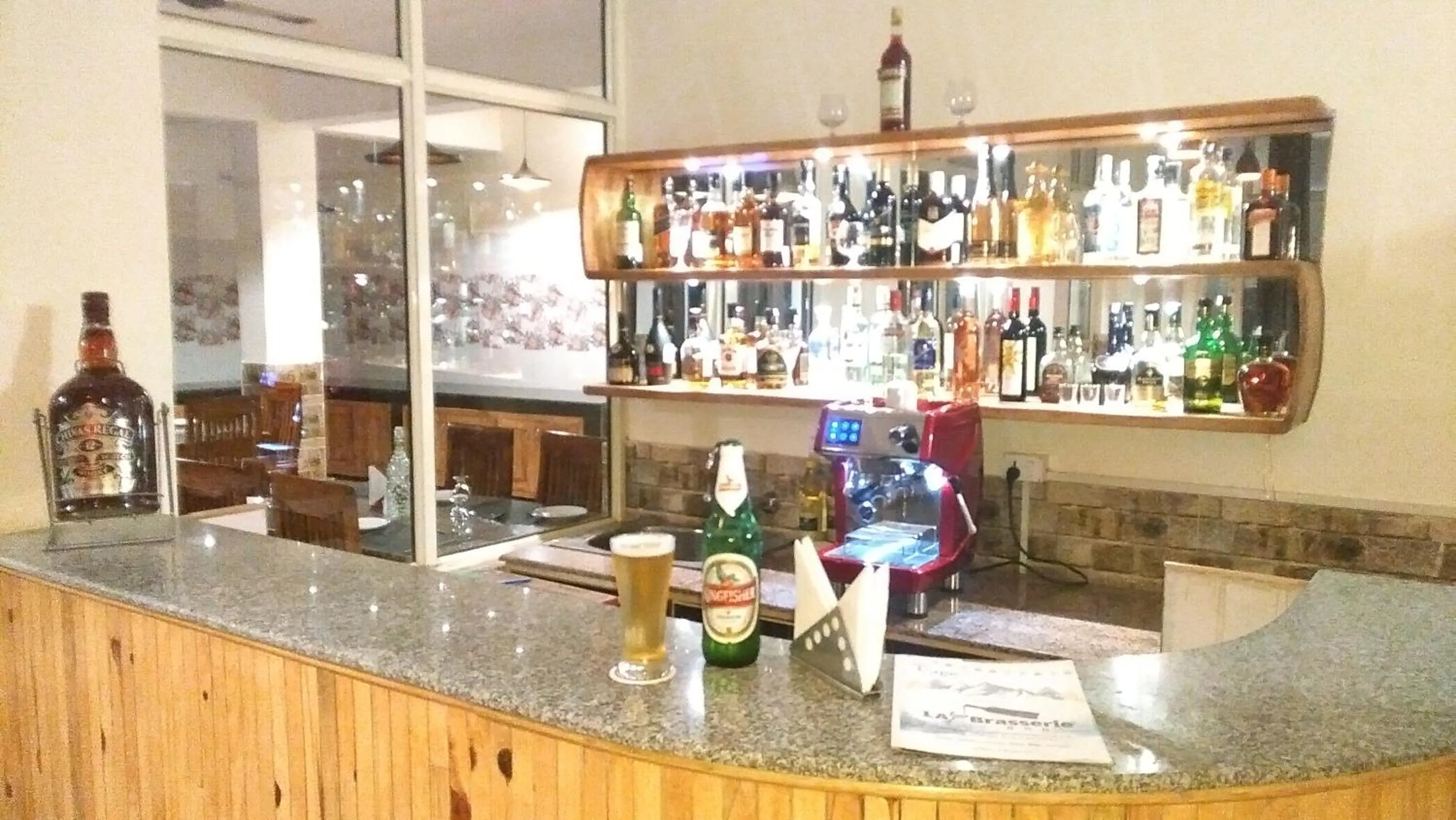 Lounge or bar in Highland Village Resort