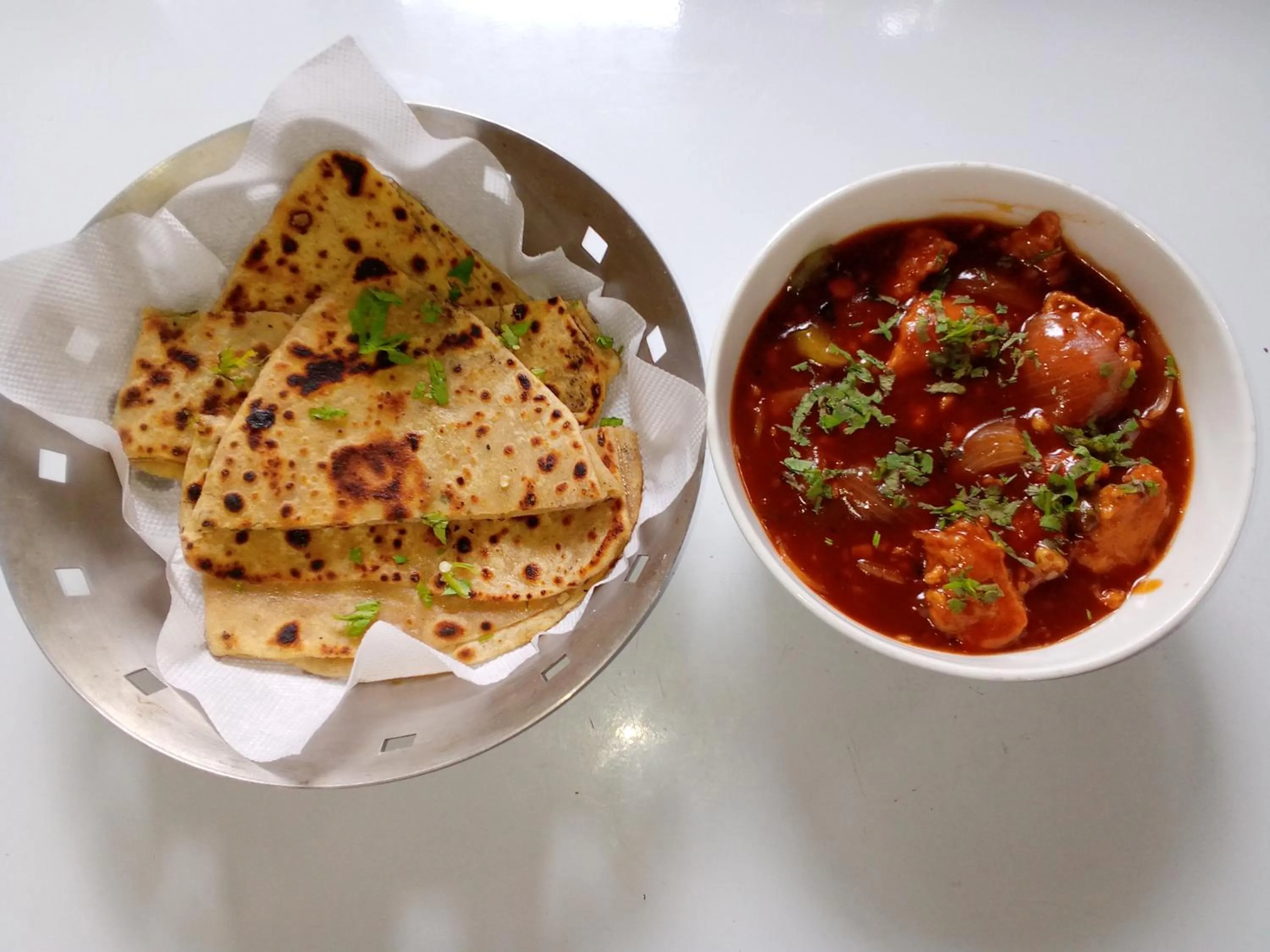 Food and drinks in Highland Village Resort