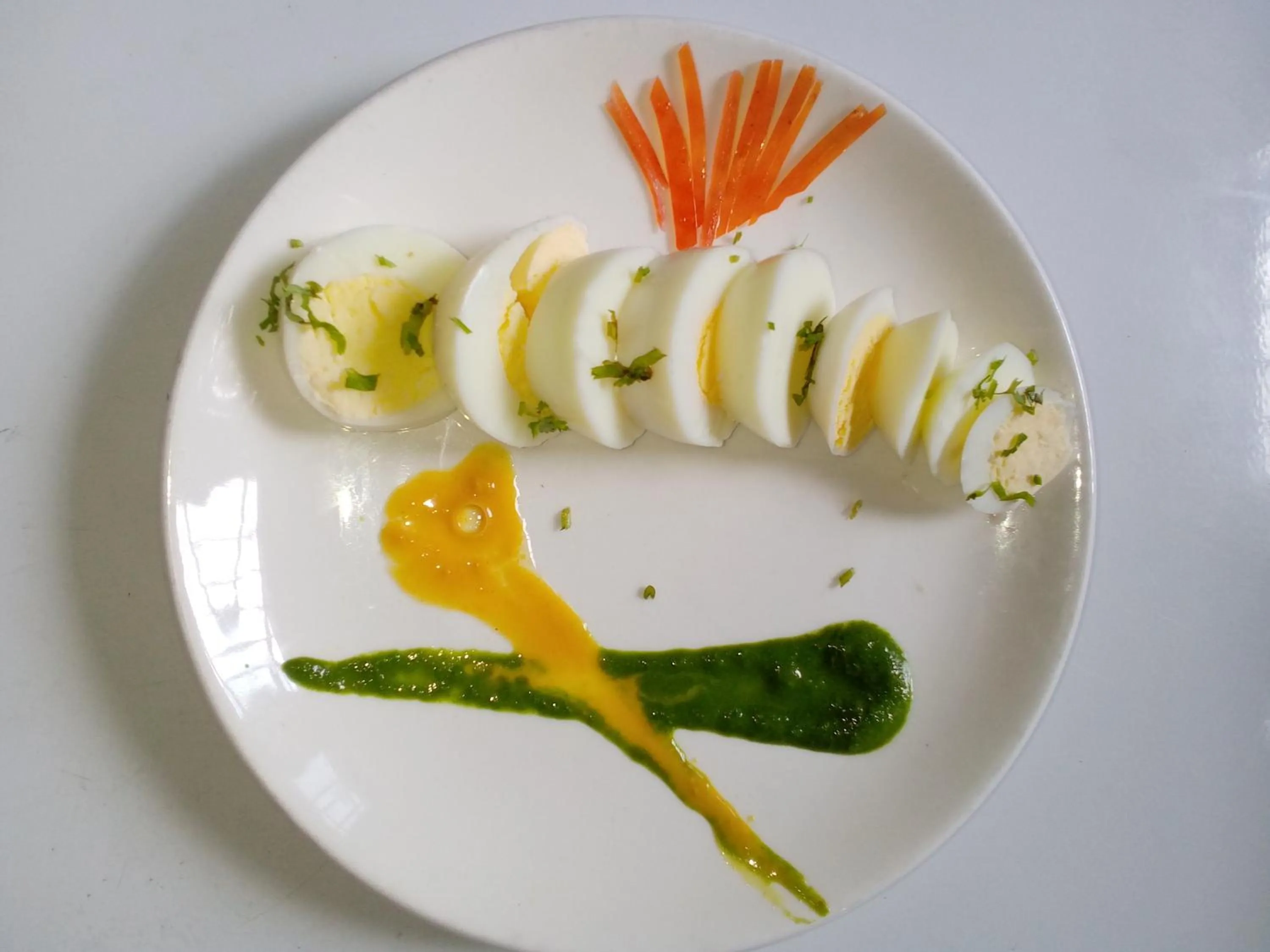 Food and drinks in Highland Village Resort