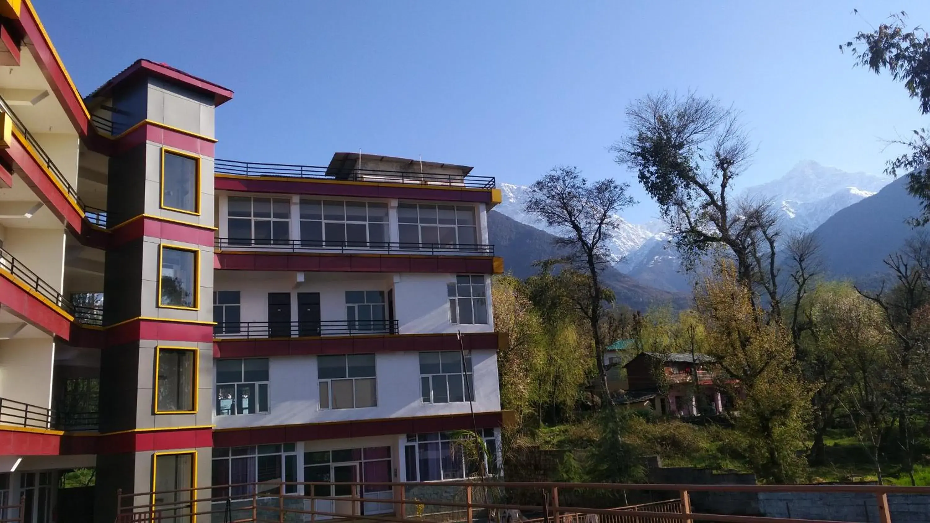 Property building in Highland Village Resort Property building in Highland Village Resort