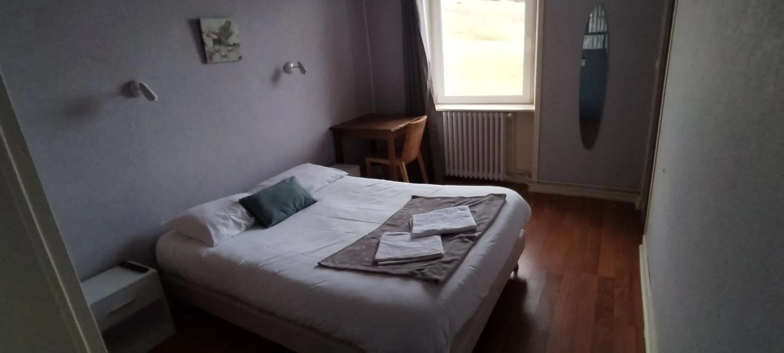 Photo of the whole room, Bed in Hôtel des Cévennes