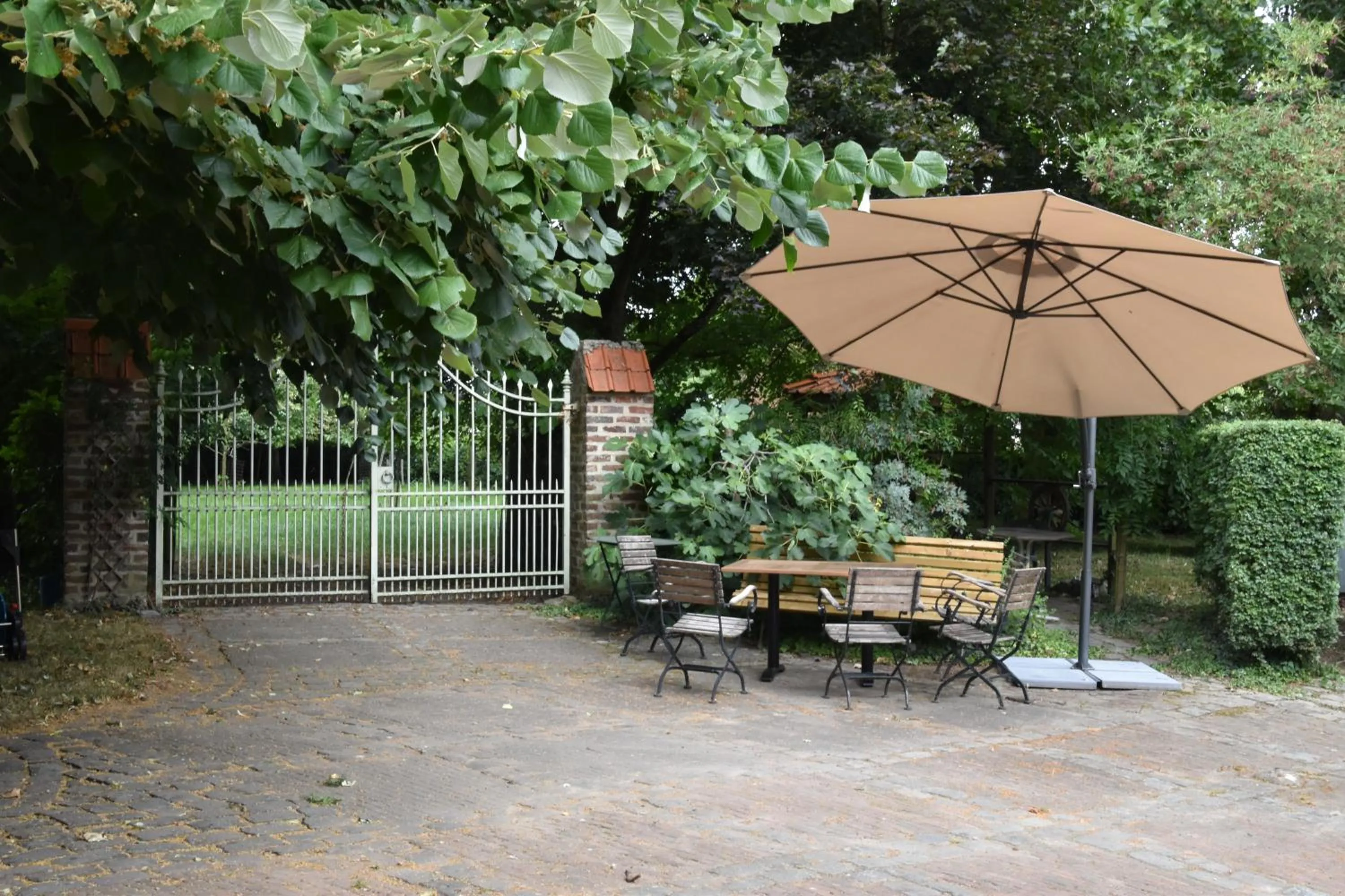 Garden in B&B Het Loonderhof