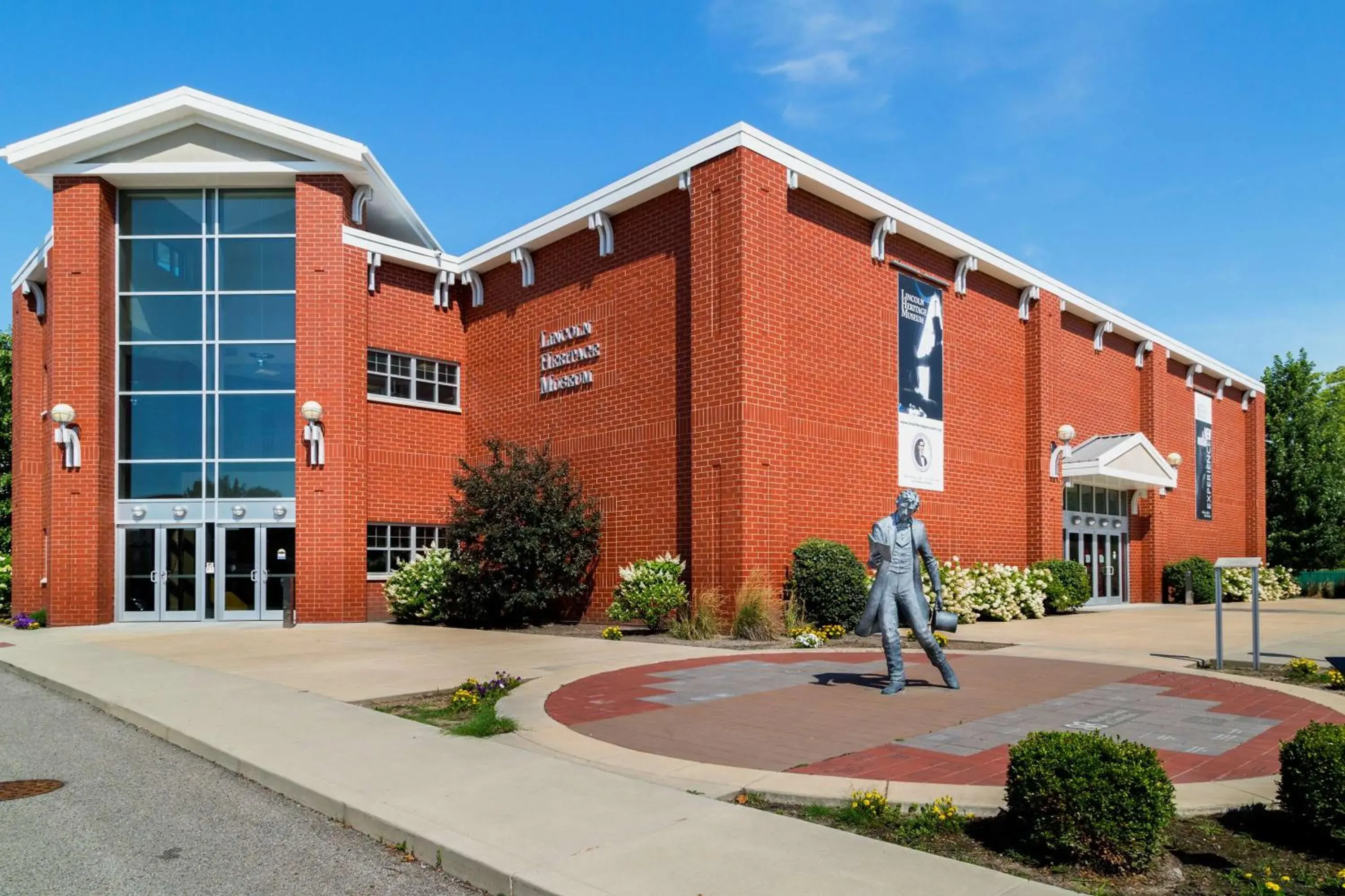 Property building in Hampton By Hilton Lincoln Property building in Hampton By Hilton Lincoln