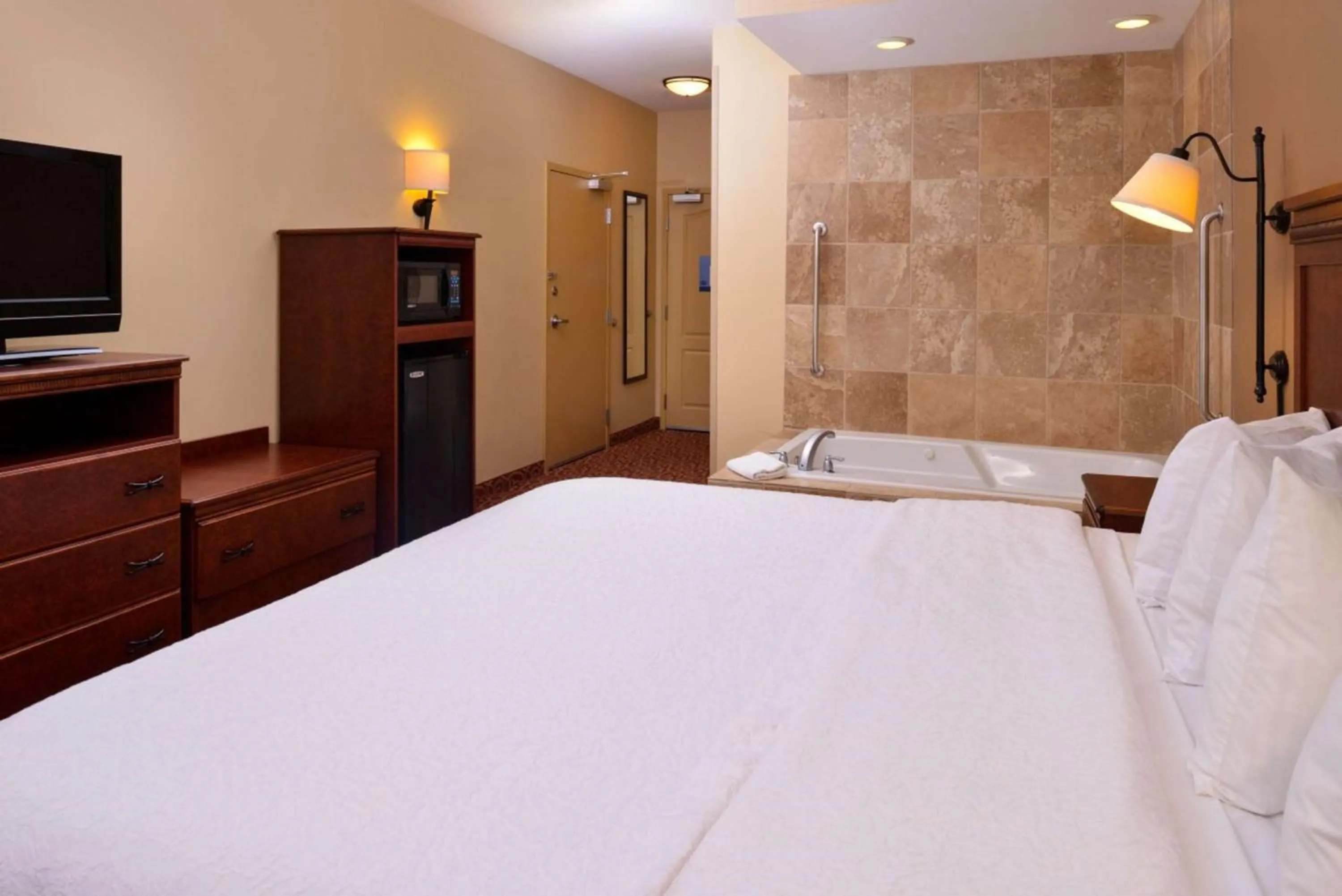 Bed in Hampton By Hilton Lincoln