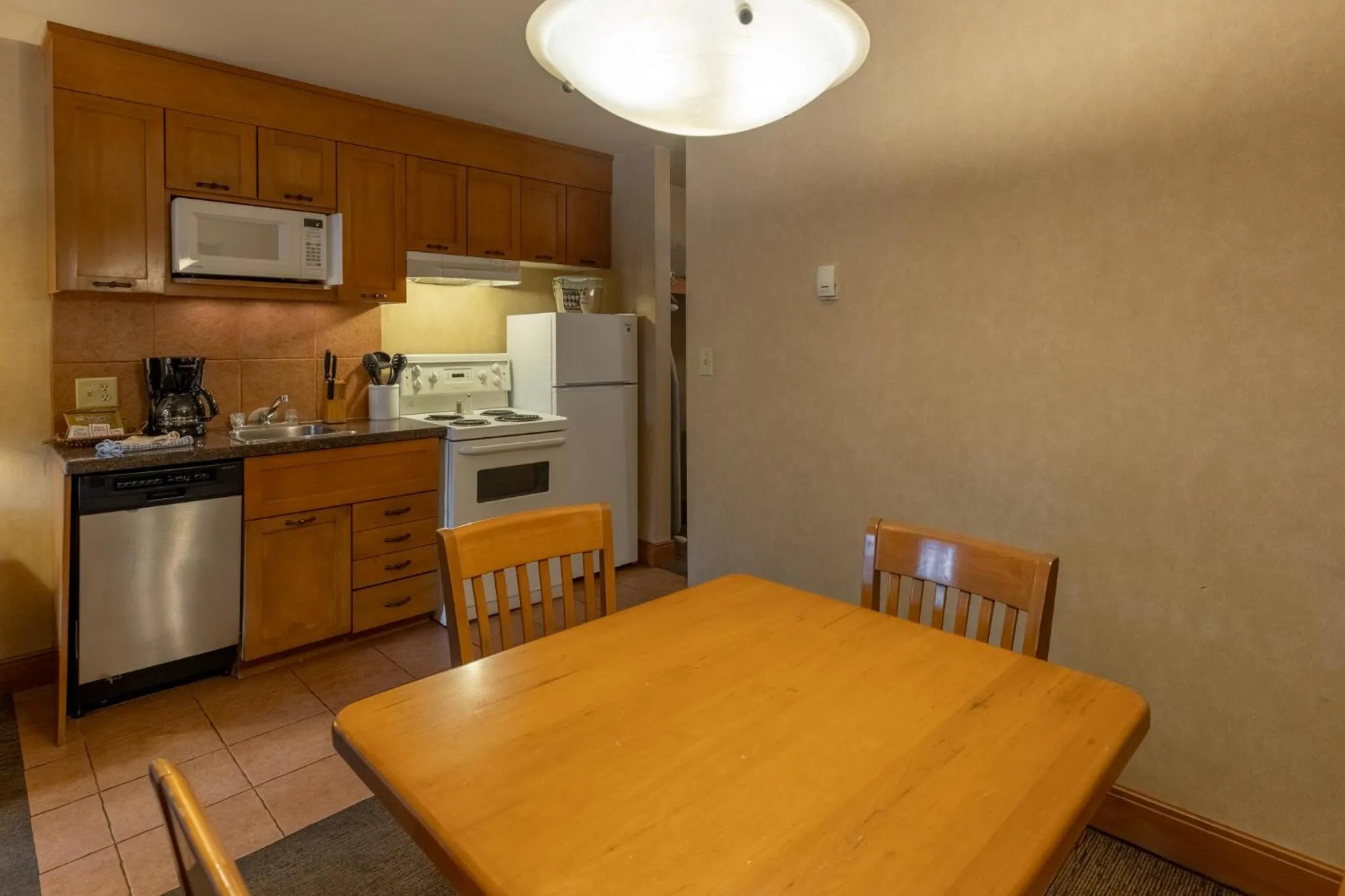 kitchen in The Hidden Ridge Resort