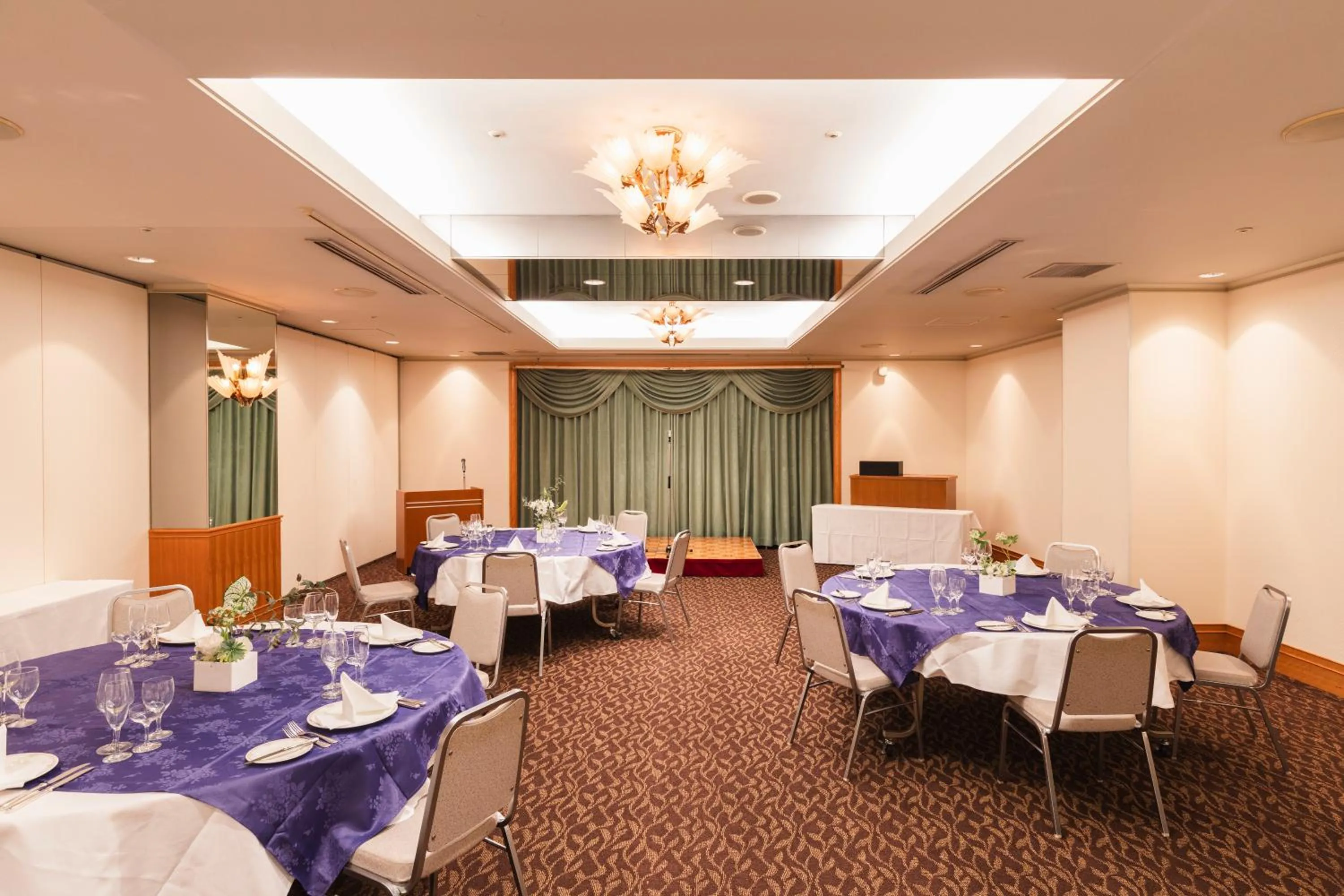 Banquet/Function facilities in Hotel Sunroute Niigata