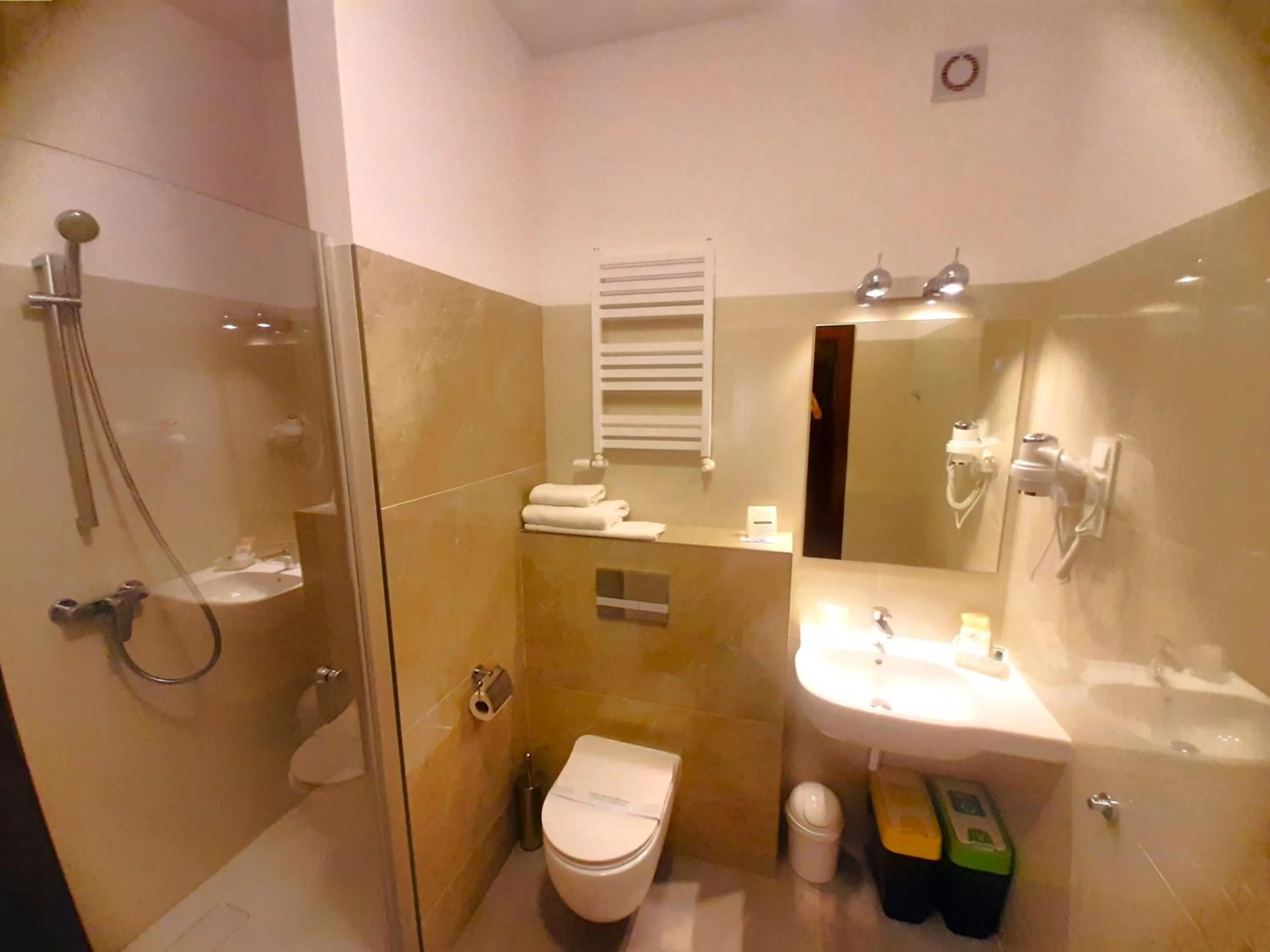 Hotel BAST Wellness & SPA